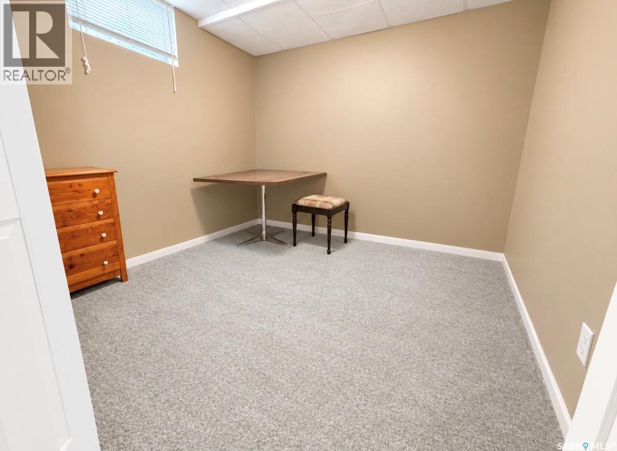 204 Brownlee Street Property Photo 17