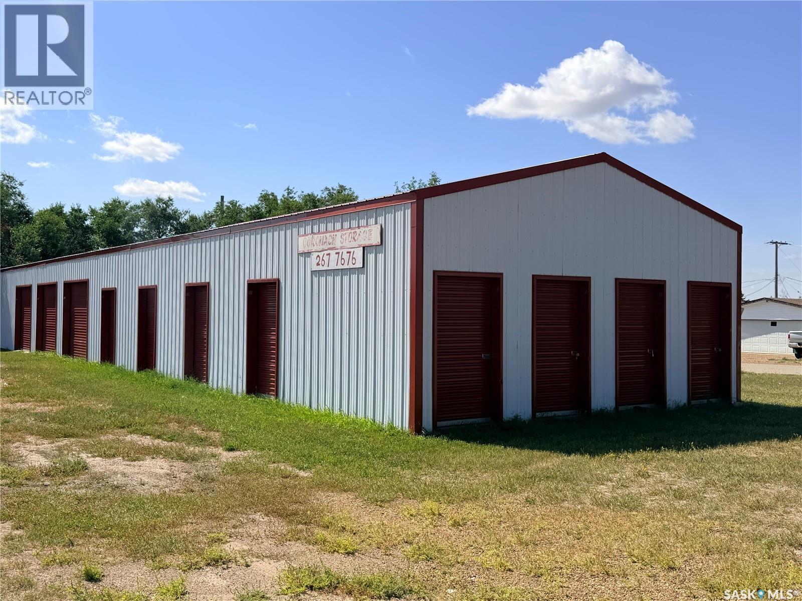 100 Railway Avenue Property Photo 1