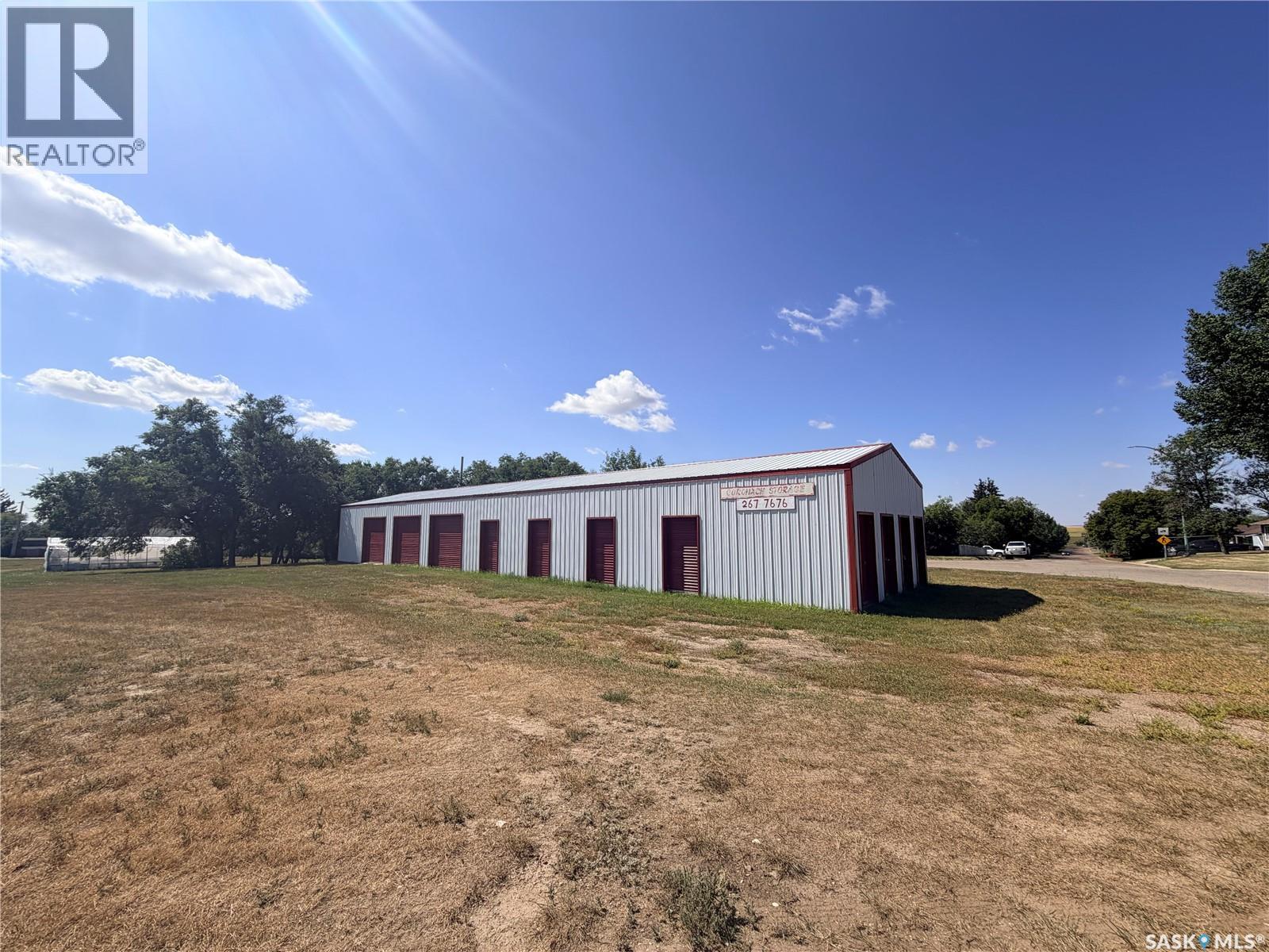 100 Railway Avenue Property Photo 3