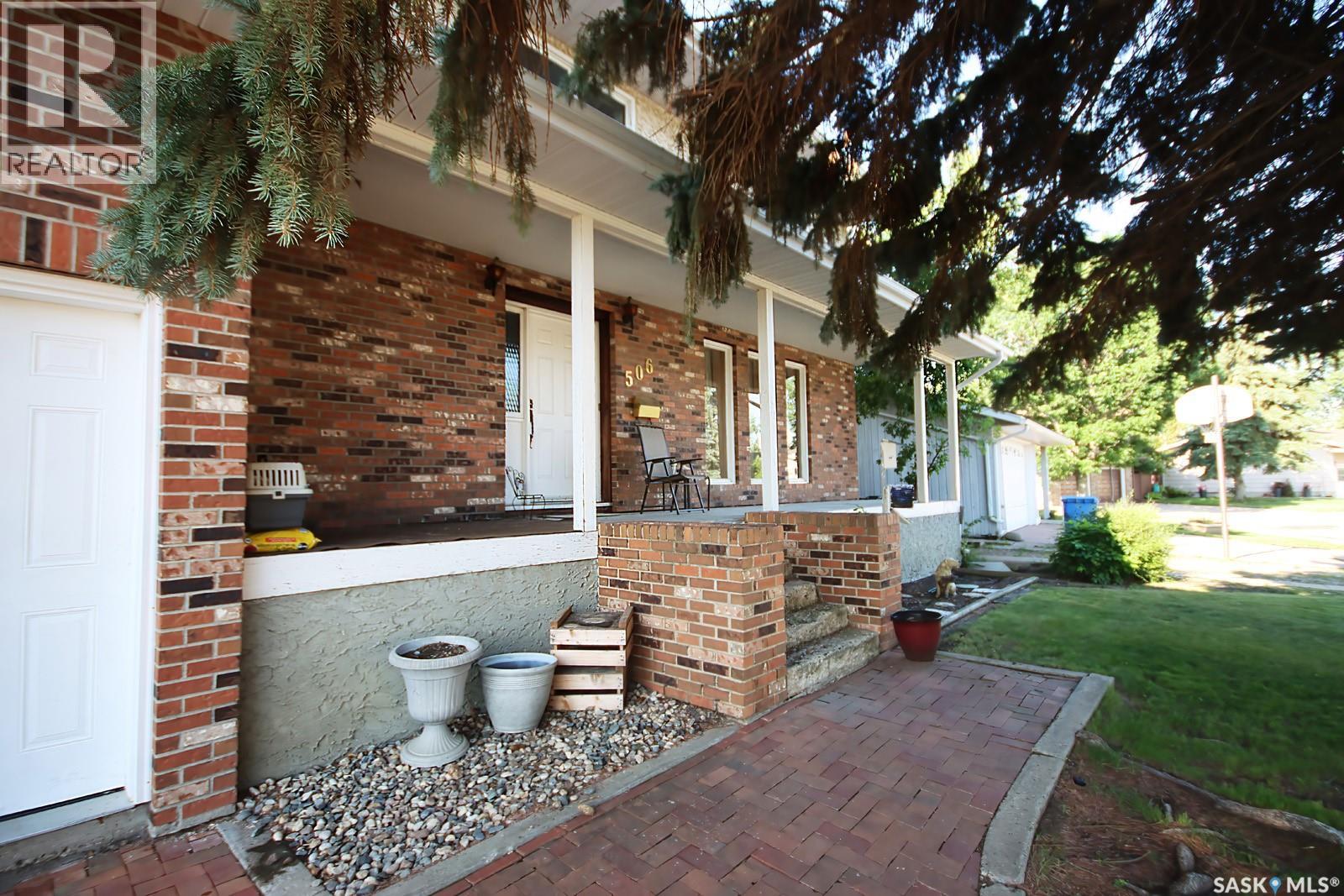 506 Garrish Place Property Photo 3