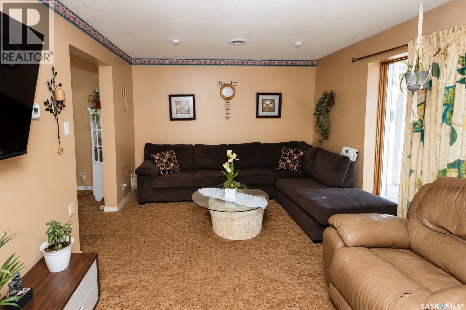 506 Garrish Place Property Photo 7