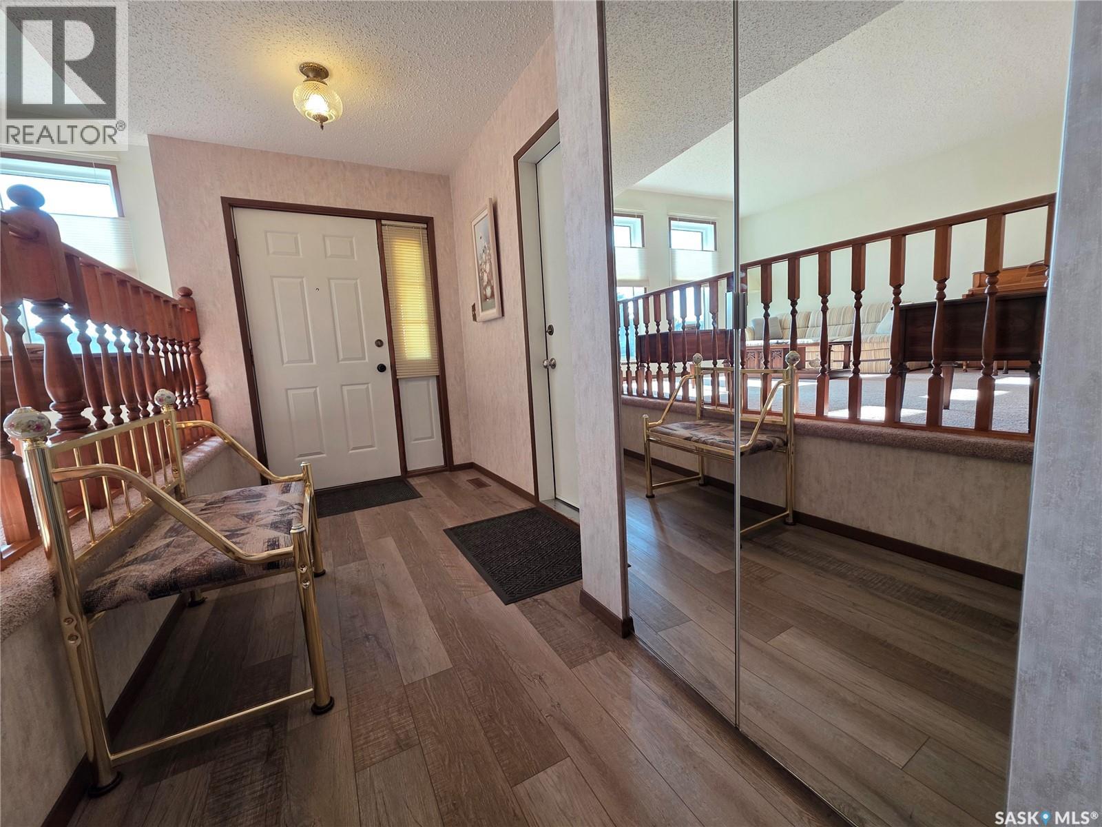 411 Milburn Crescent Property Photo 2