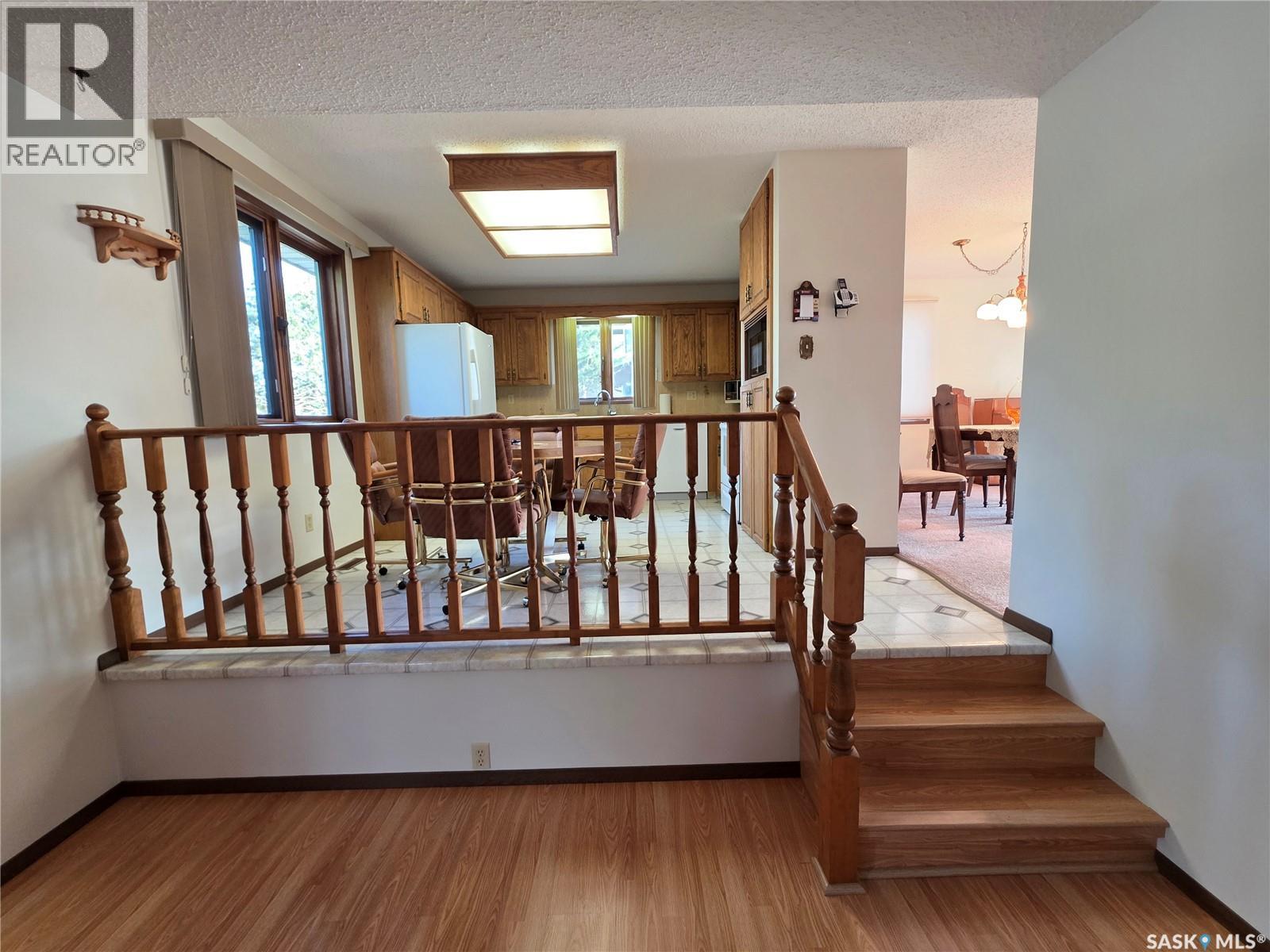 411 Milburn Crescent Property Photo 8