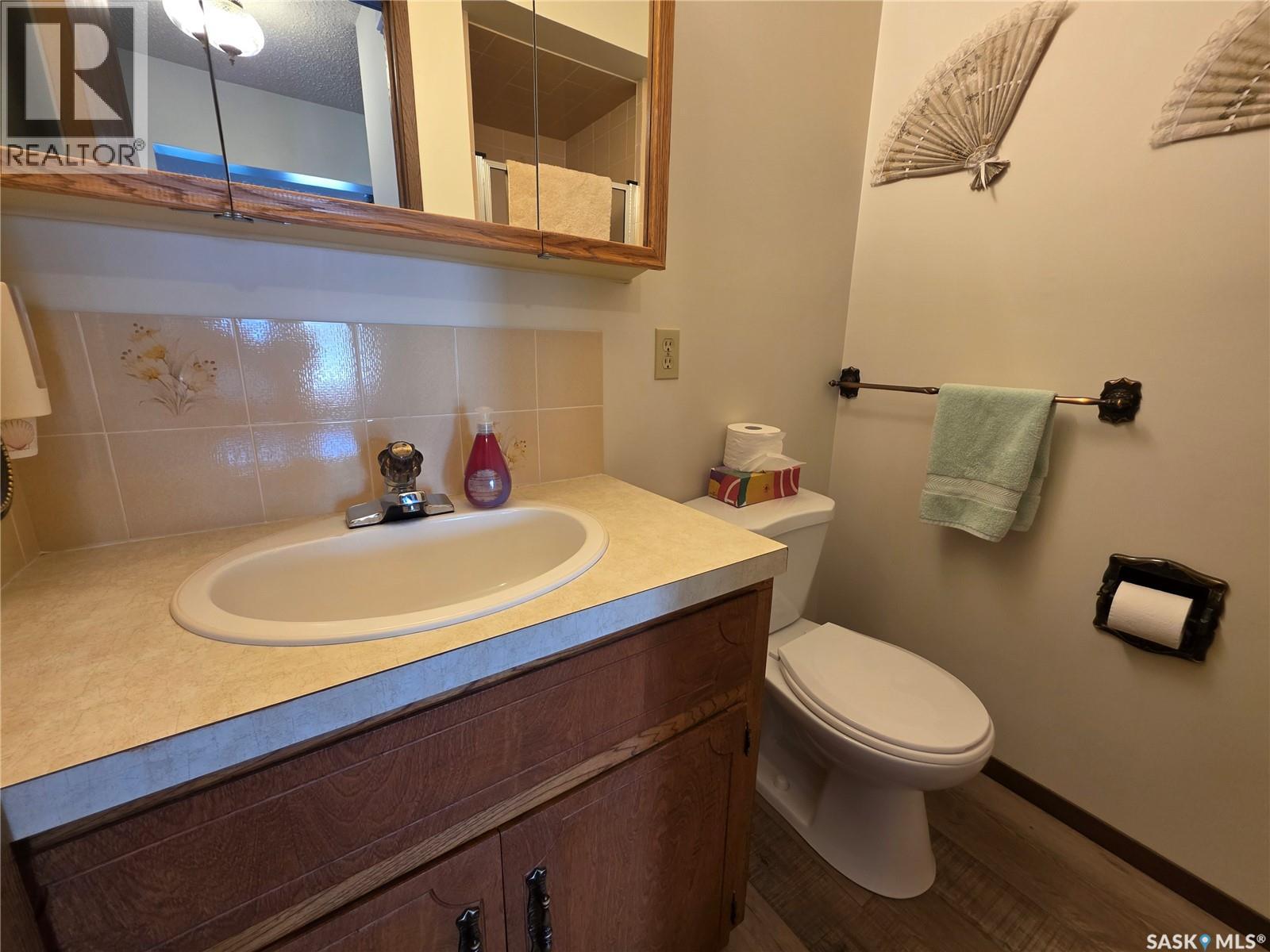 411 Milburn Crescent Property Photo 12