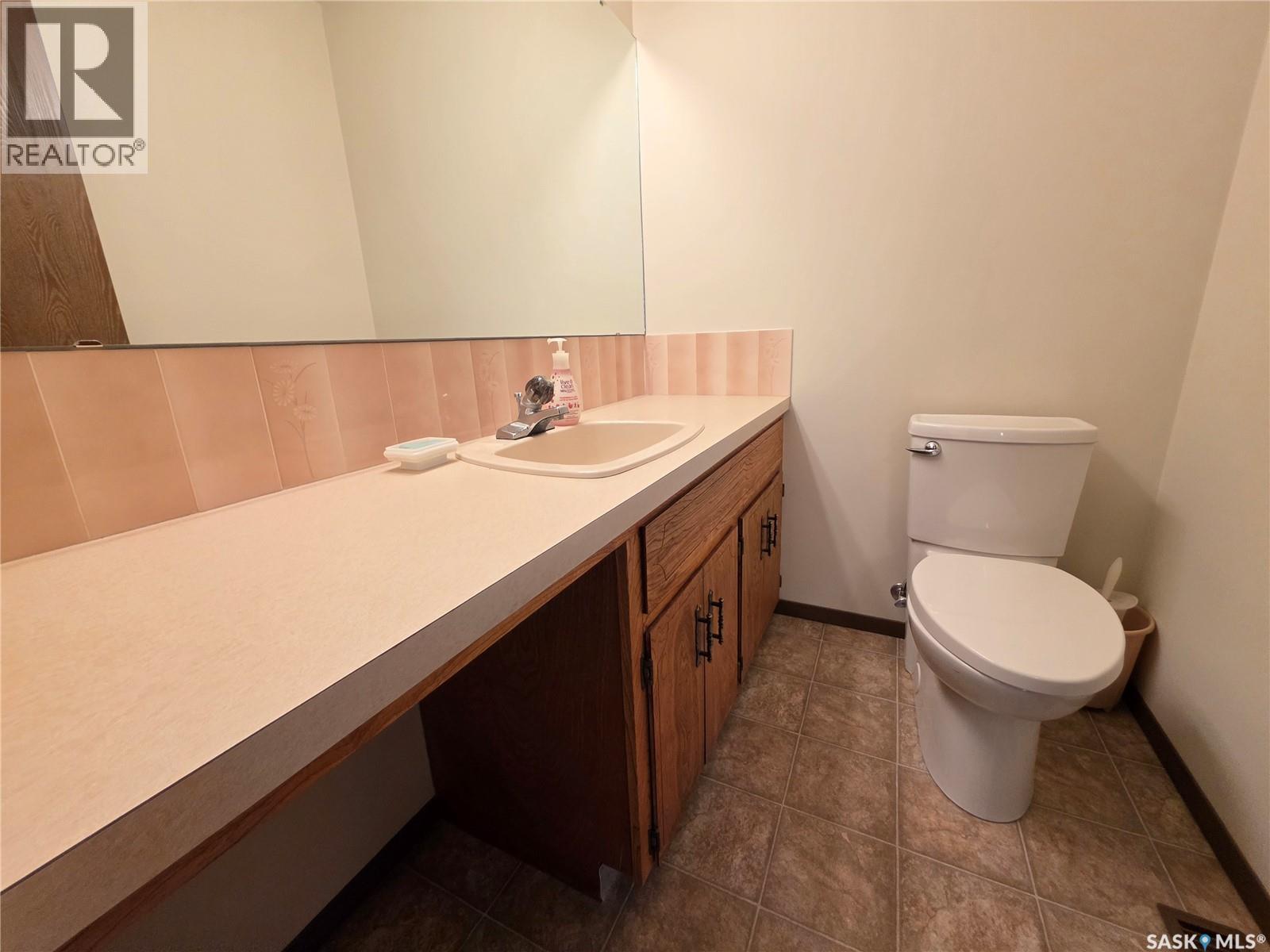 411 Milburn Crescent Property Photo 17