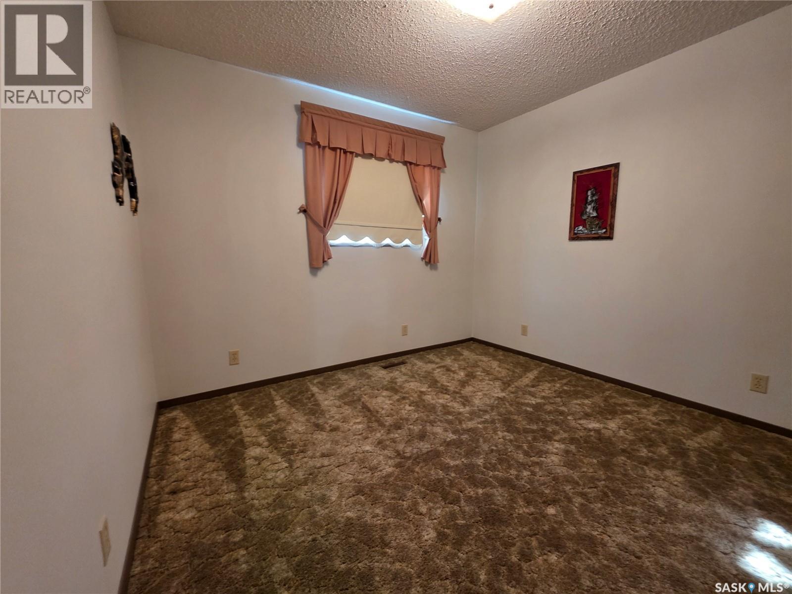 411 Milburn Crescent Property Photo 19