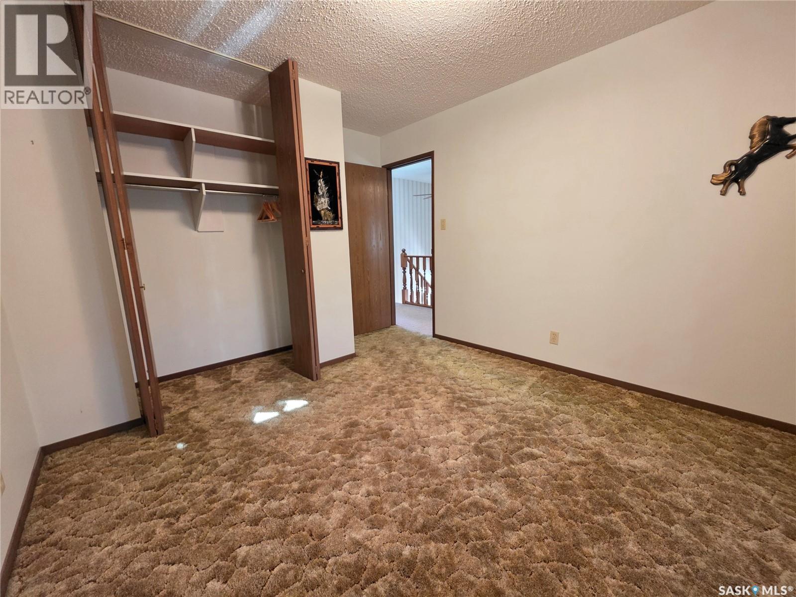 411 Milburn Crescent Property Photo 20