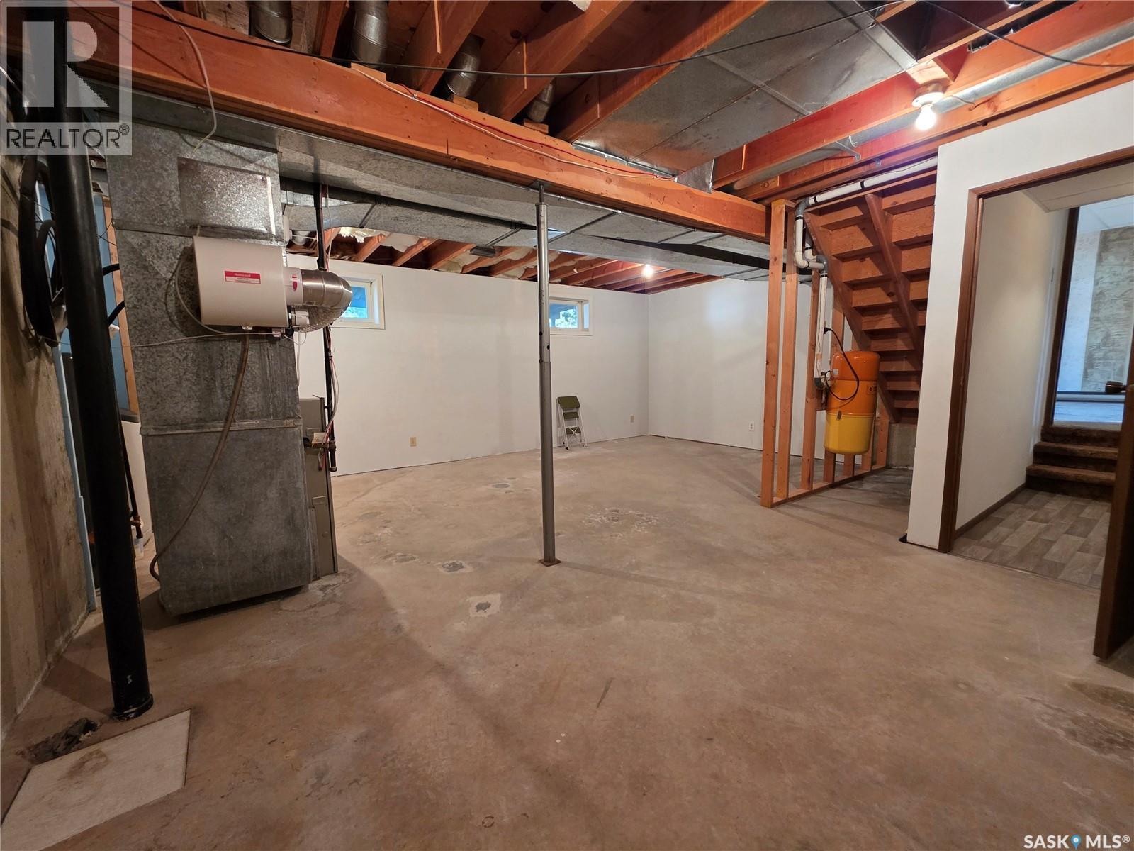 411 Milburn Crescent Property Photo 29