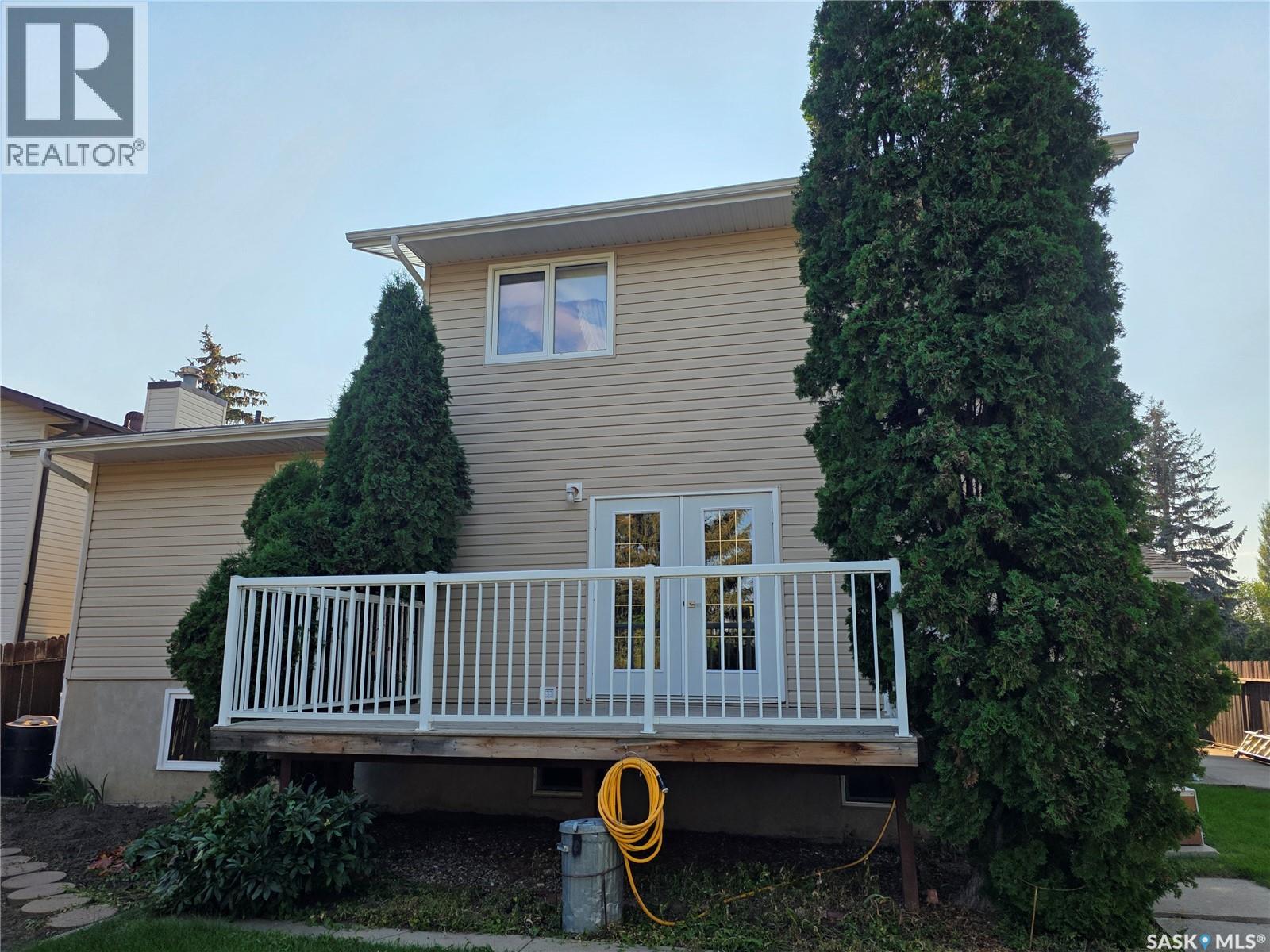 411 Milburn Crescent Property Photo 36