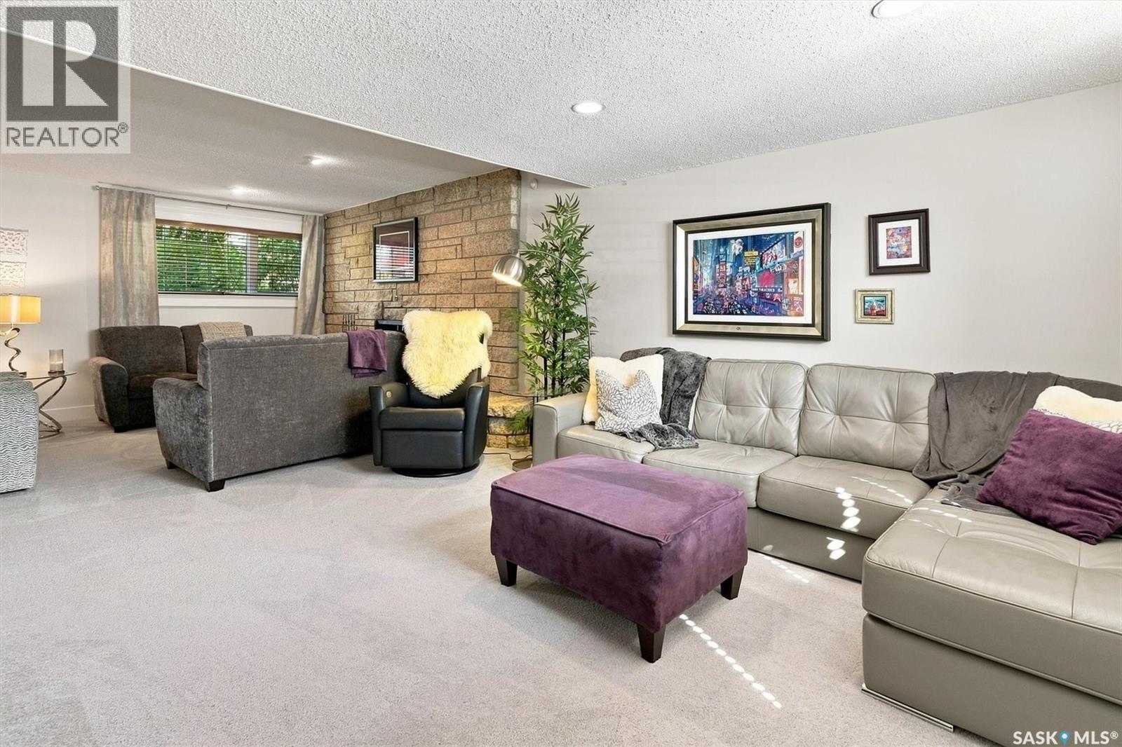273 Carleton Drive Property Photo 35