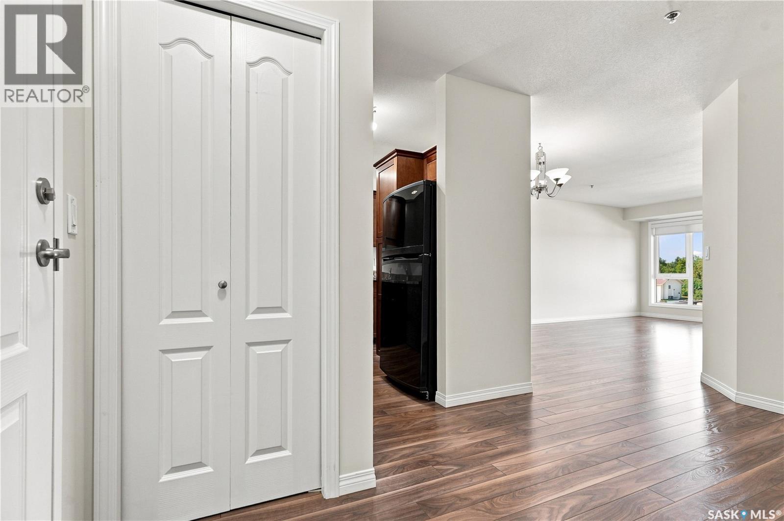 308 102 Kingsmere Place Property Photo 7