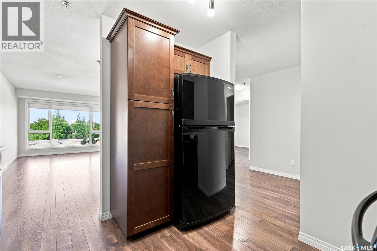 308 102 Kingsmere Place Property Photo 13