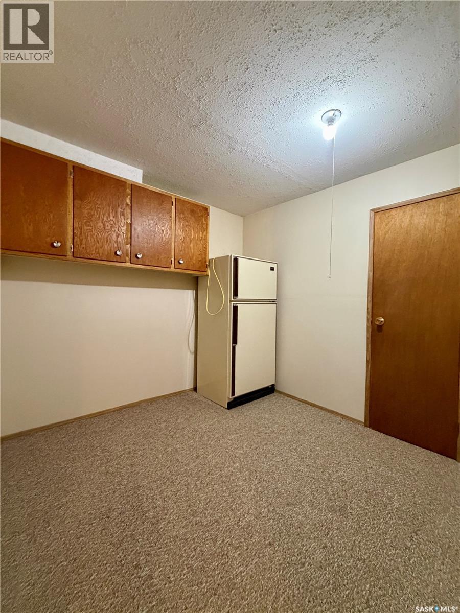 97 Burke Crescent Property Photo 14