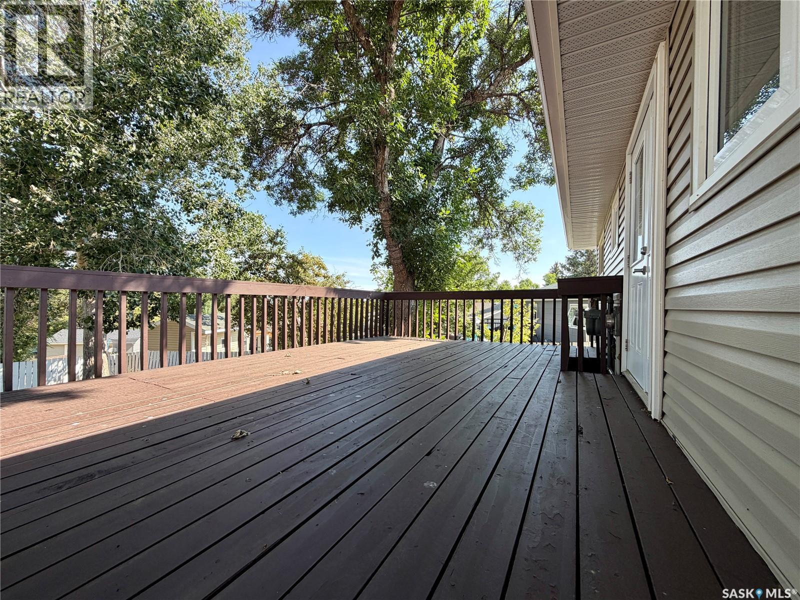 97 Burke Crescent Property Photo 17
