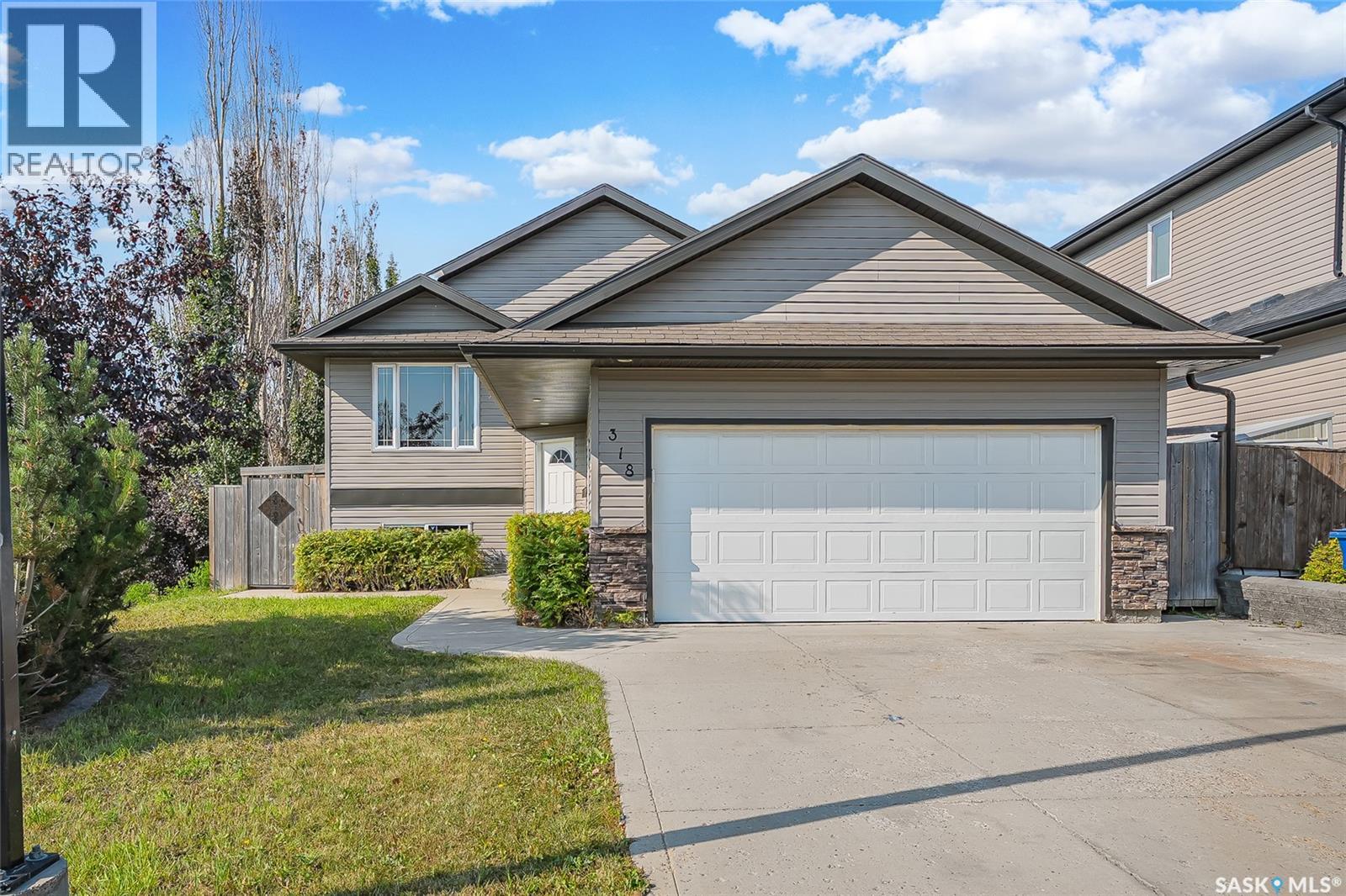 318 Lucyk CRESCENT