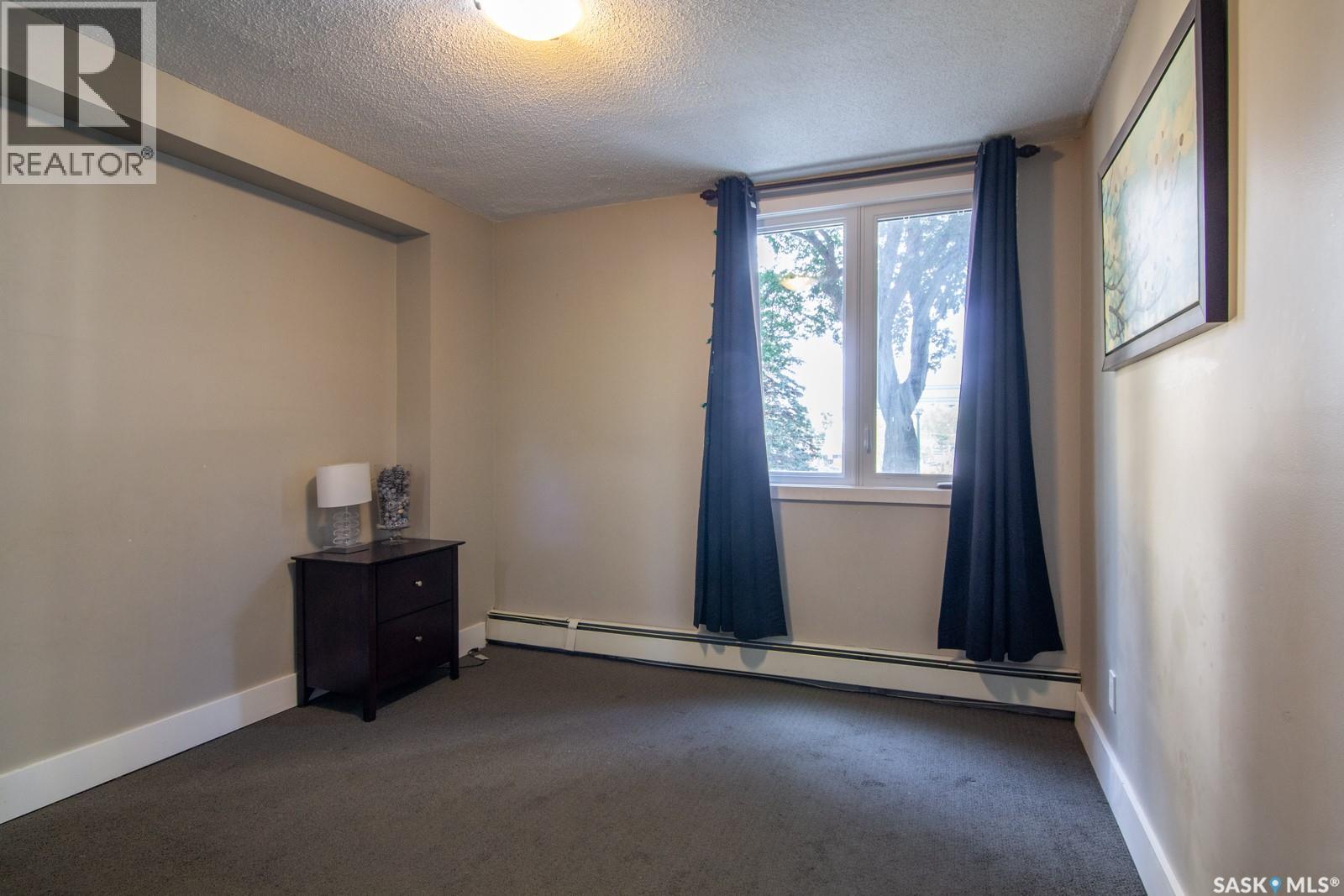 201 320 5th Avenue N Property Photo 15