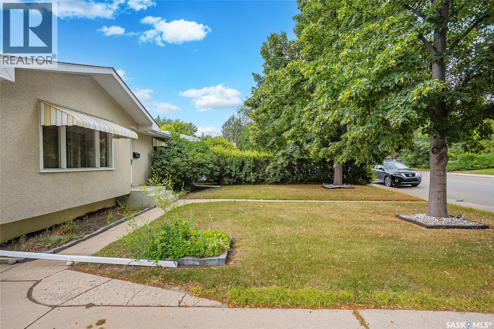 1903 Wilson Crescent Property Photo 3