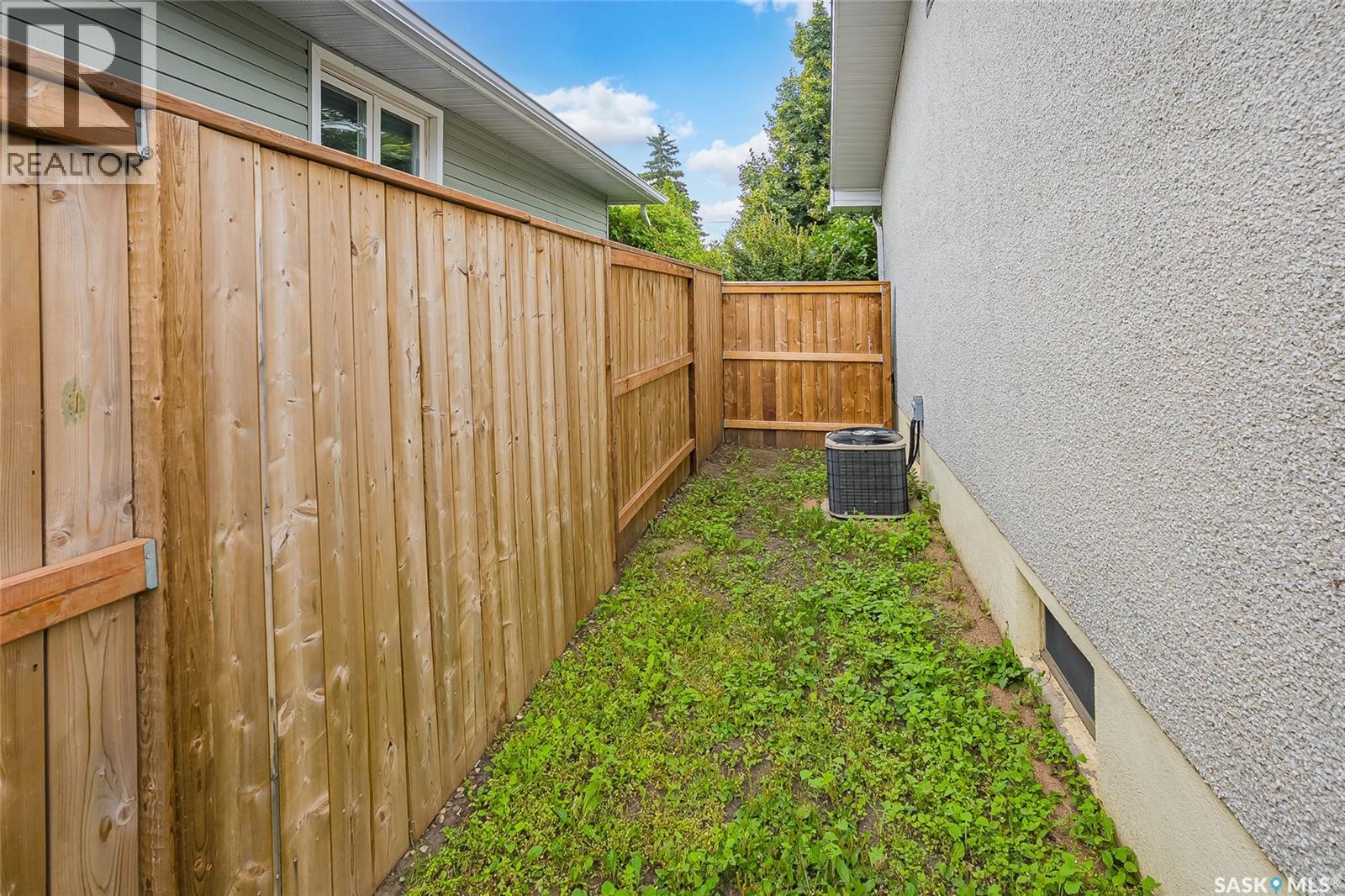 1903 Wilson Crescent Property Photo 32