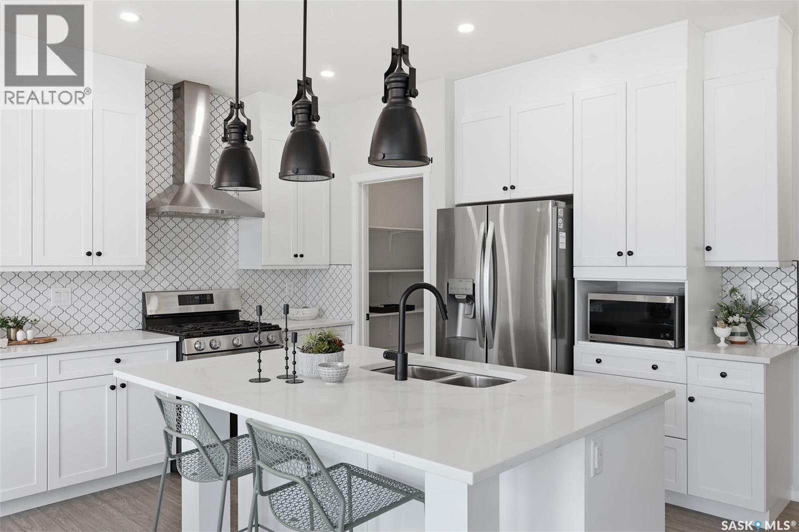 446 Aniskotaw Way Property Photo 8
