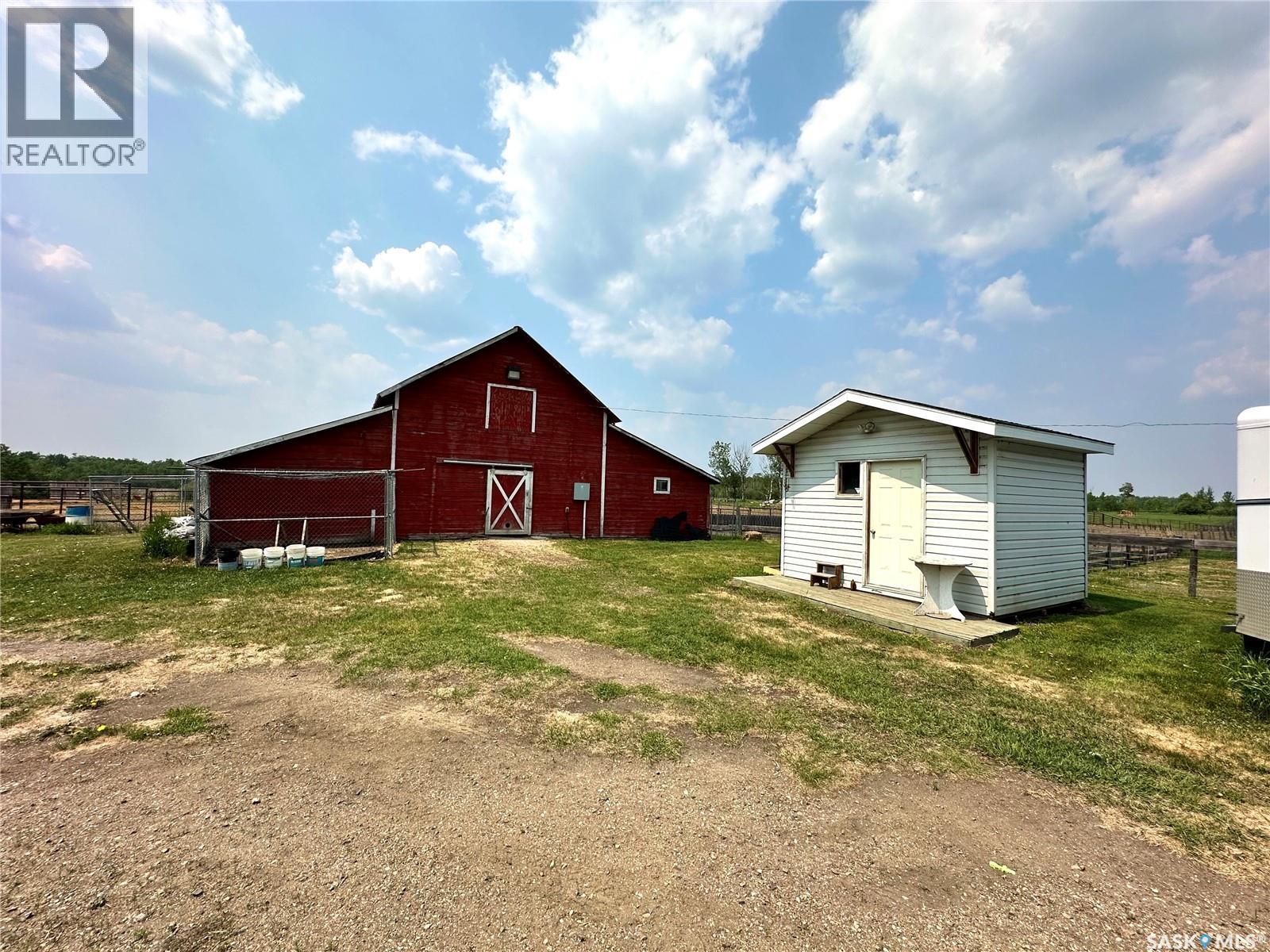 Larson Lake Ranch & Lakefront Property Property Photo 25