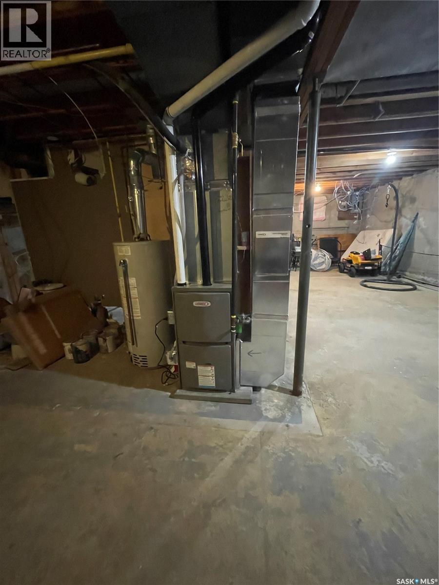 907 Grove Street Property Photo 19