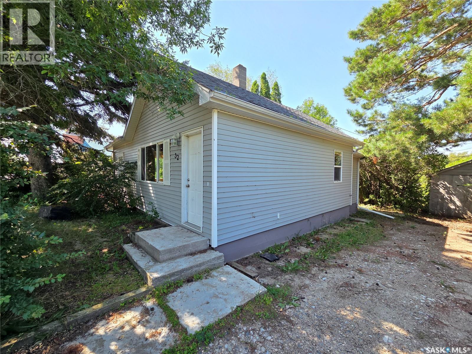 32 Newcombe Street Property Photo 1