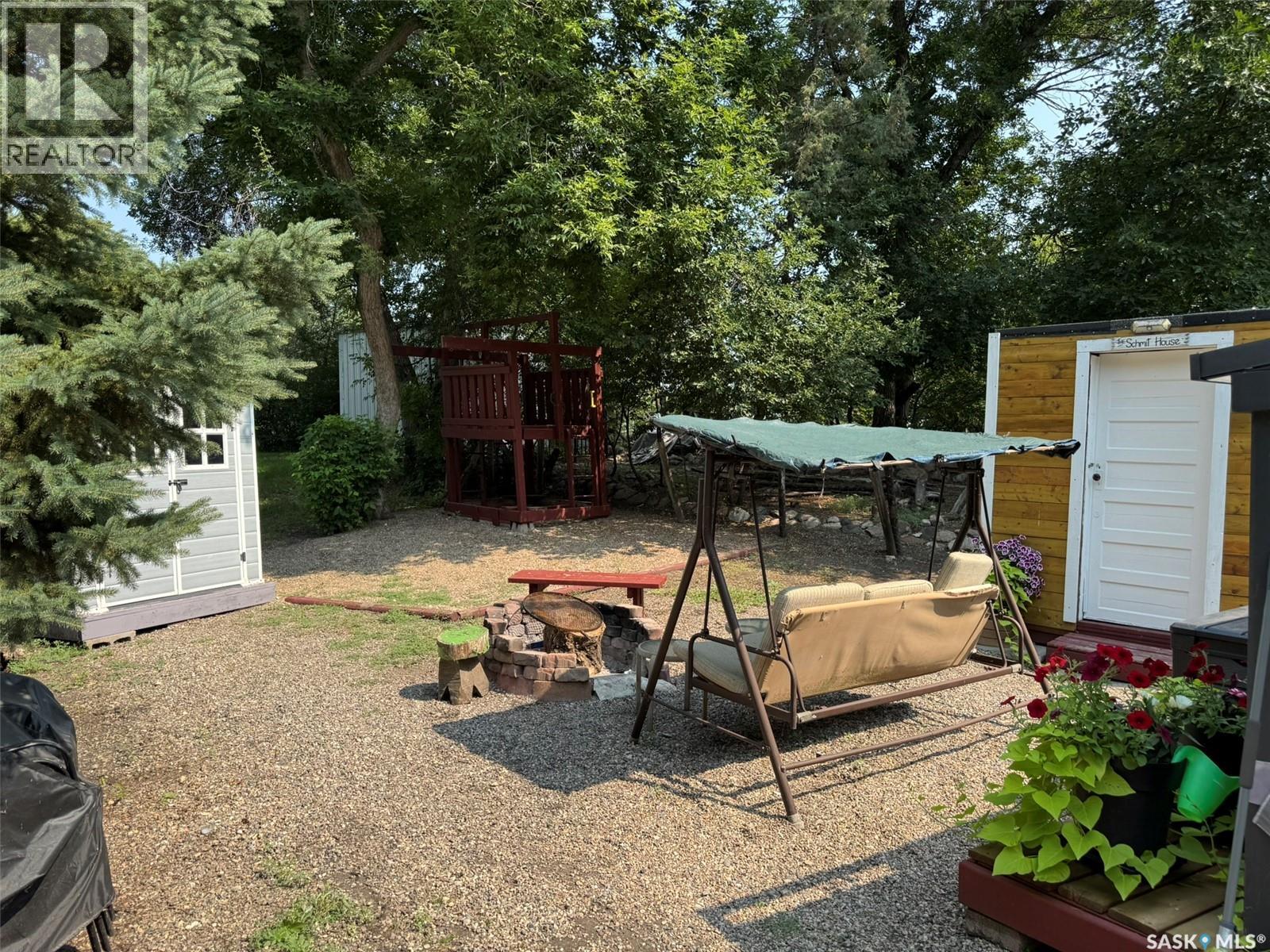 2 Grove Lane Property Photo 16