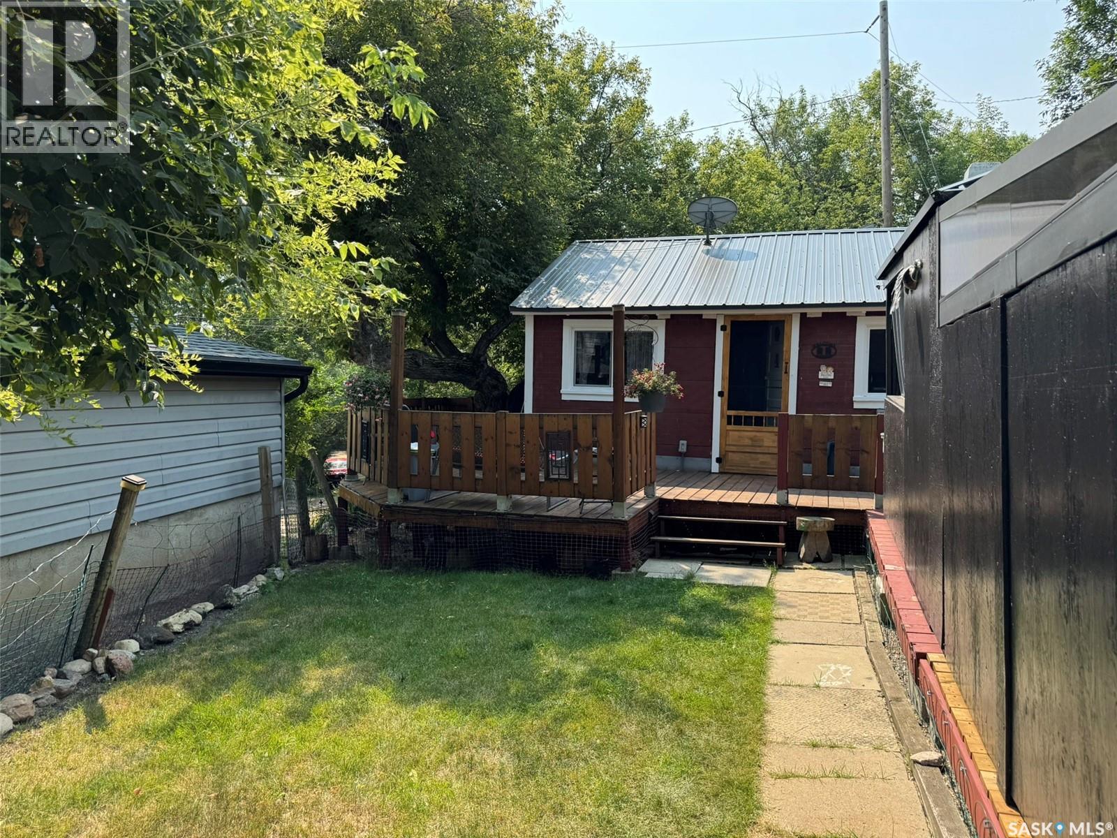 2 Grove Lane Property Photo 17