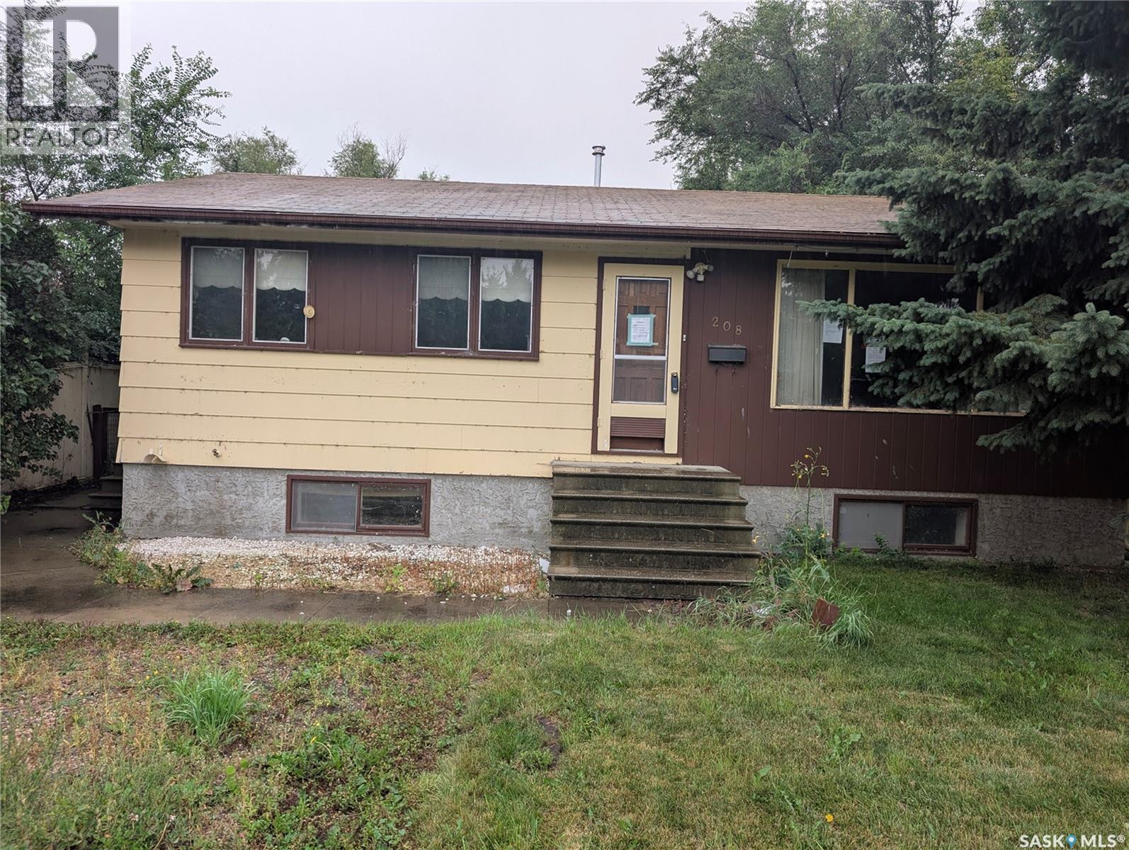 208 Carson Street Property Photo 1