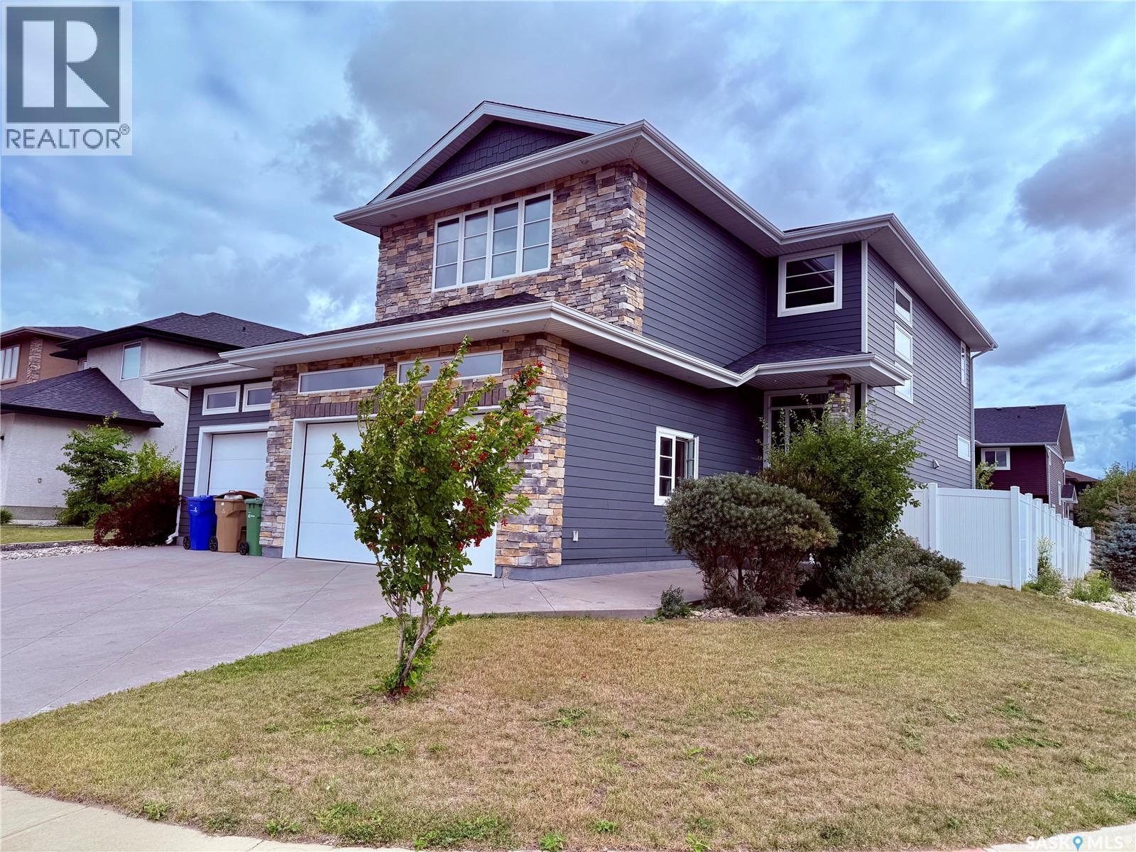 3633 GREEN WATER DRIVE Property Photo 1