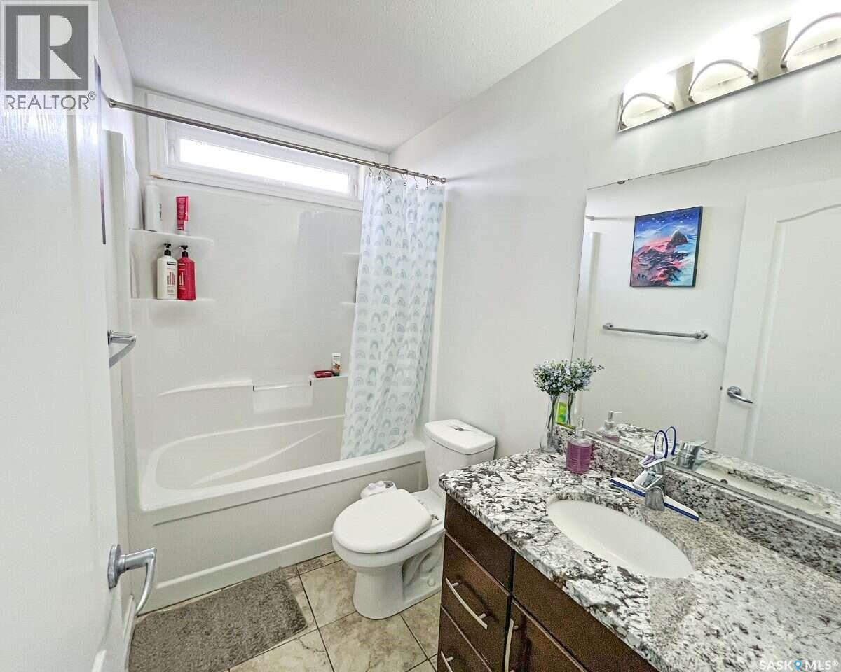 5280 Aerial Crescent Property Photo 18