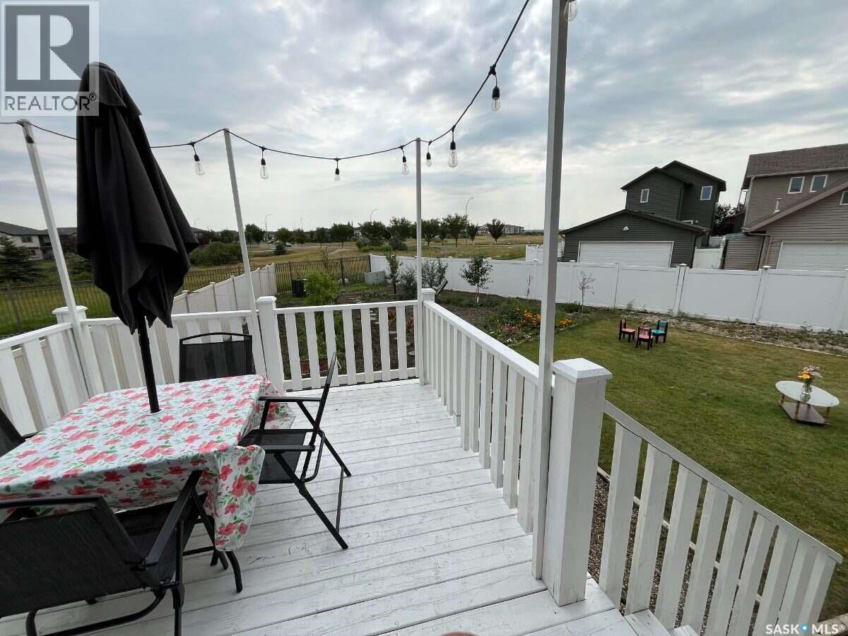 5280 Aerial Crescent Property Photo 29