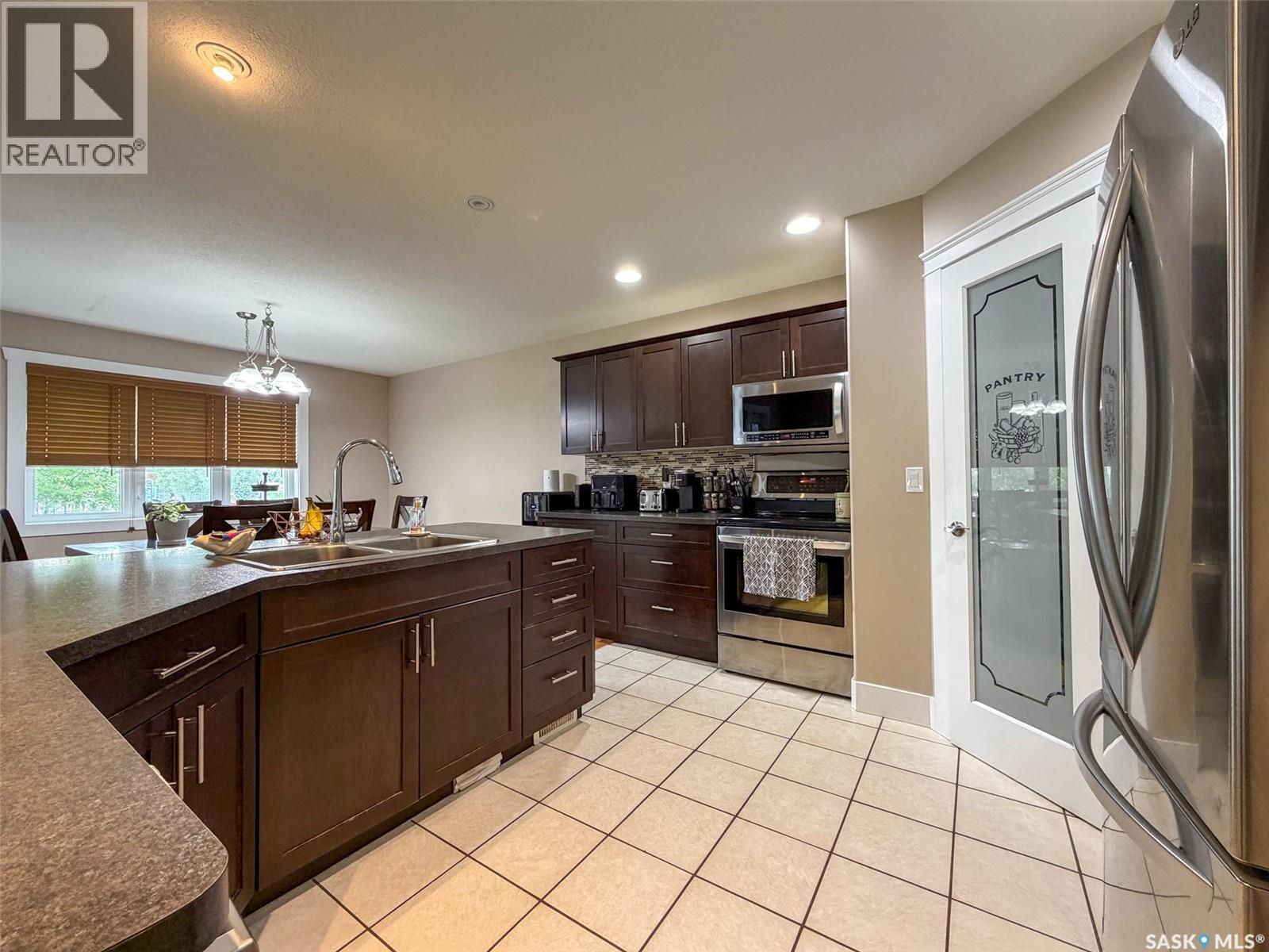 715 Centre Street Property Photo 18