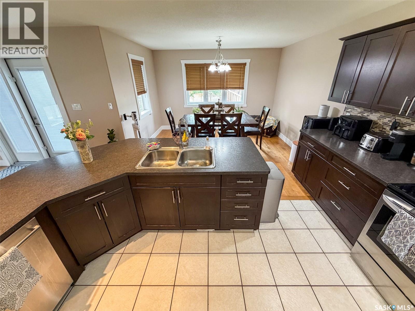 715 Centre Street Property Photo 23