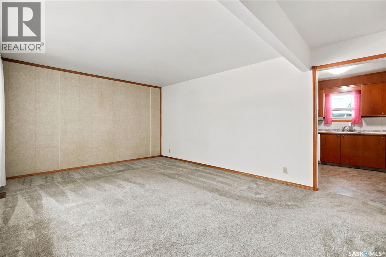 3326 4th Avenue N Property Photo 5