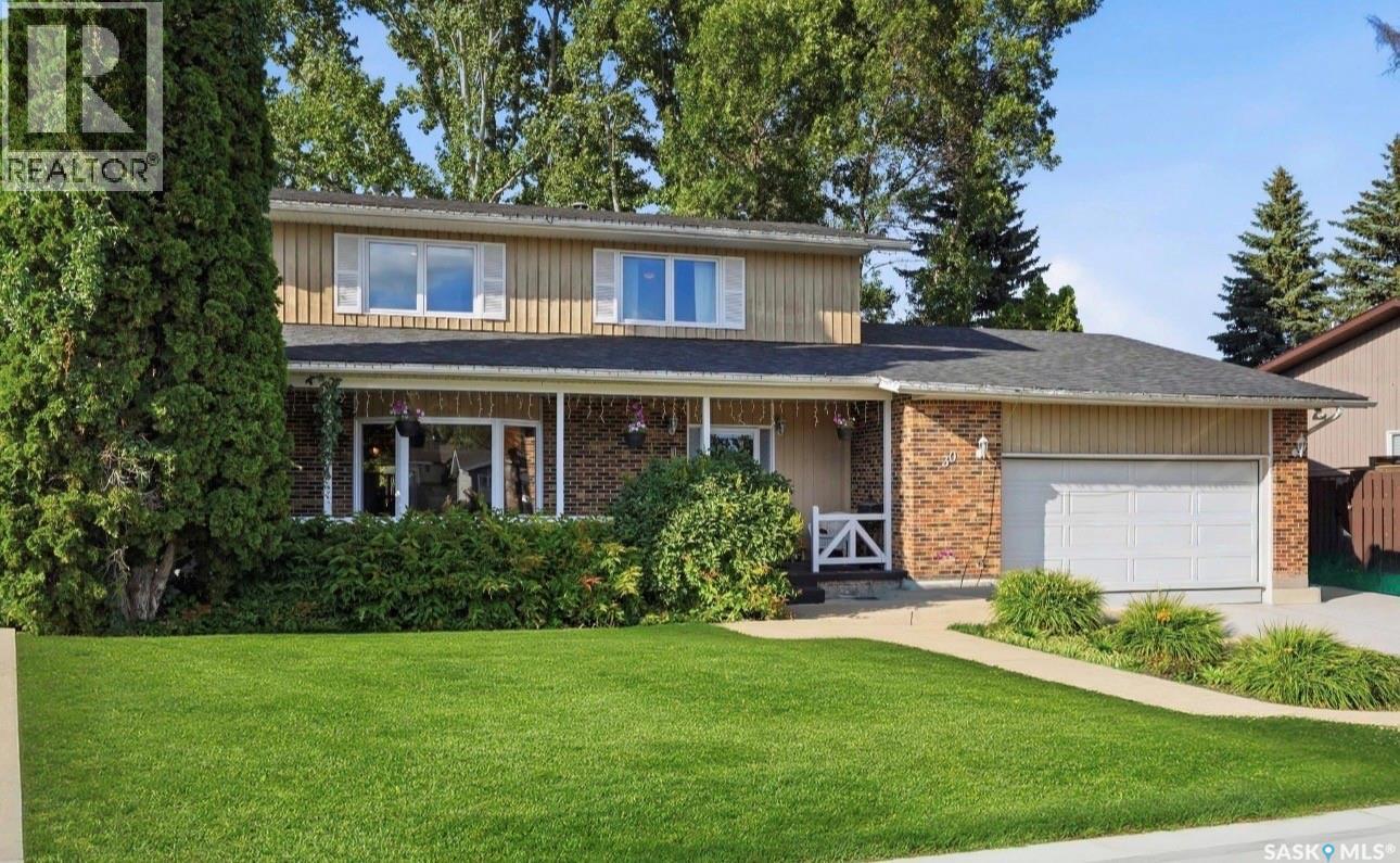30 Roborecki TERRACE Property Photo 1