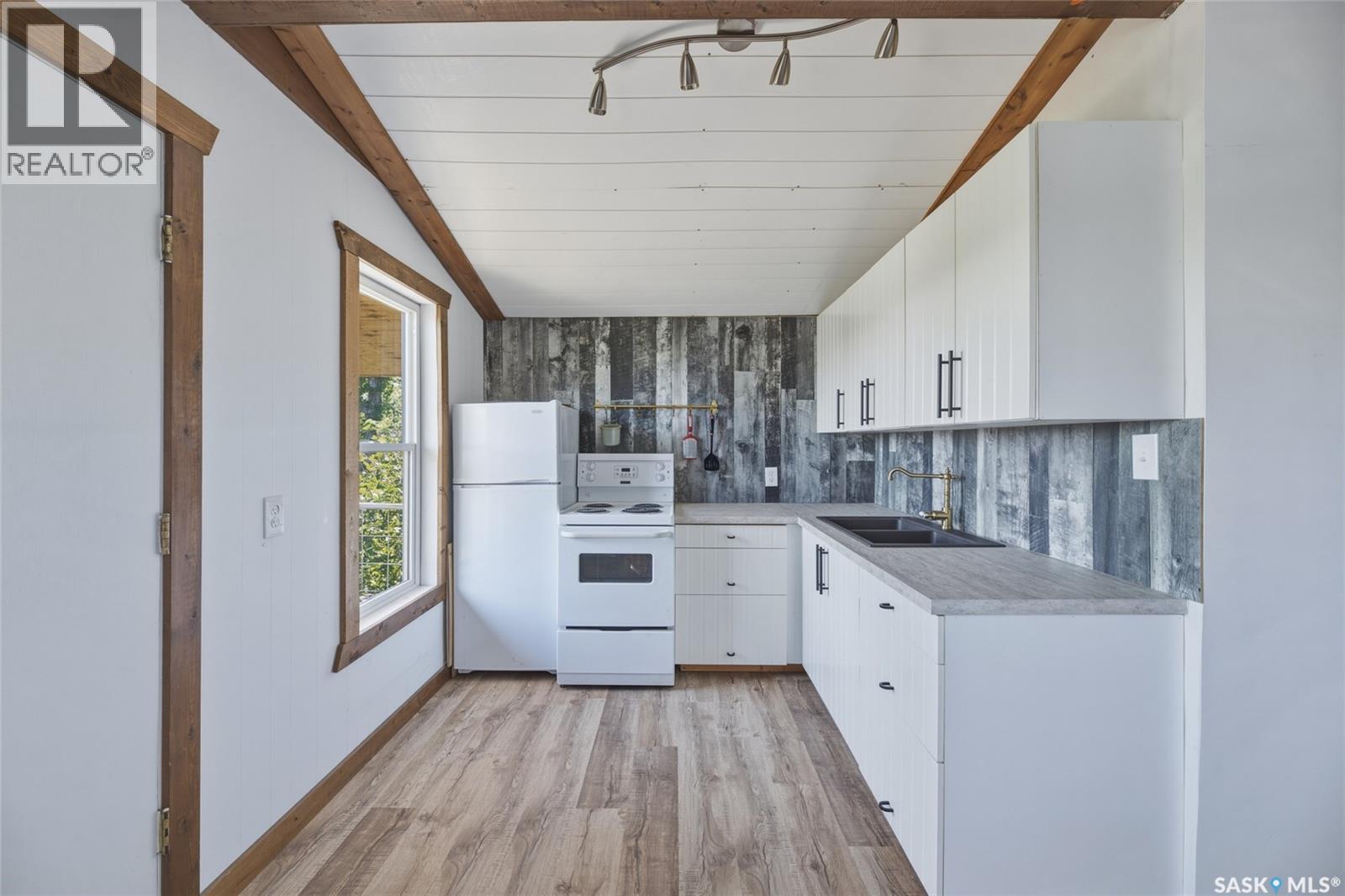 99 Summerfeldt Drive Property Photo 22