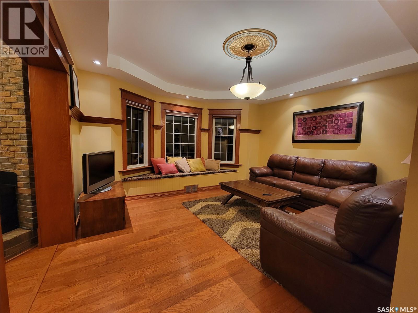 560 4th Avenue E Property Photo 15