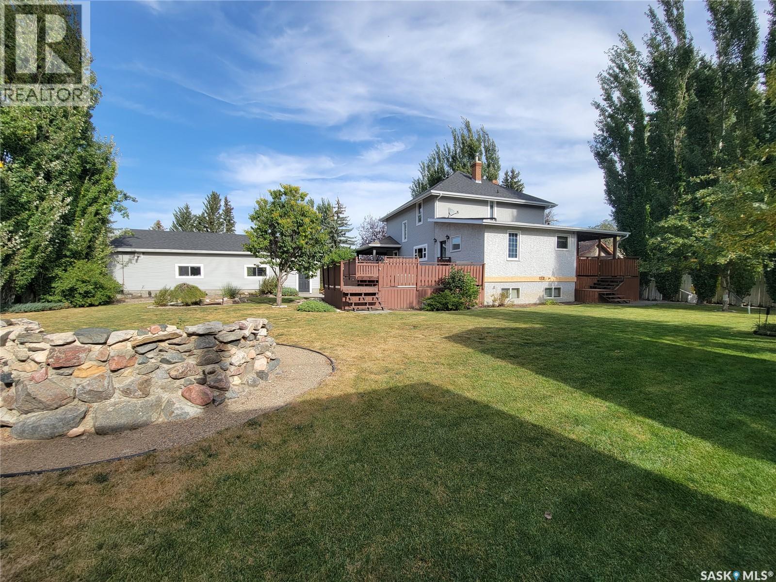 560 4th Avenue E Property Photo 44