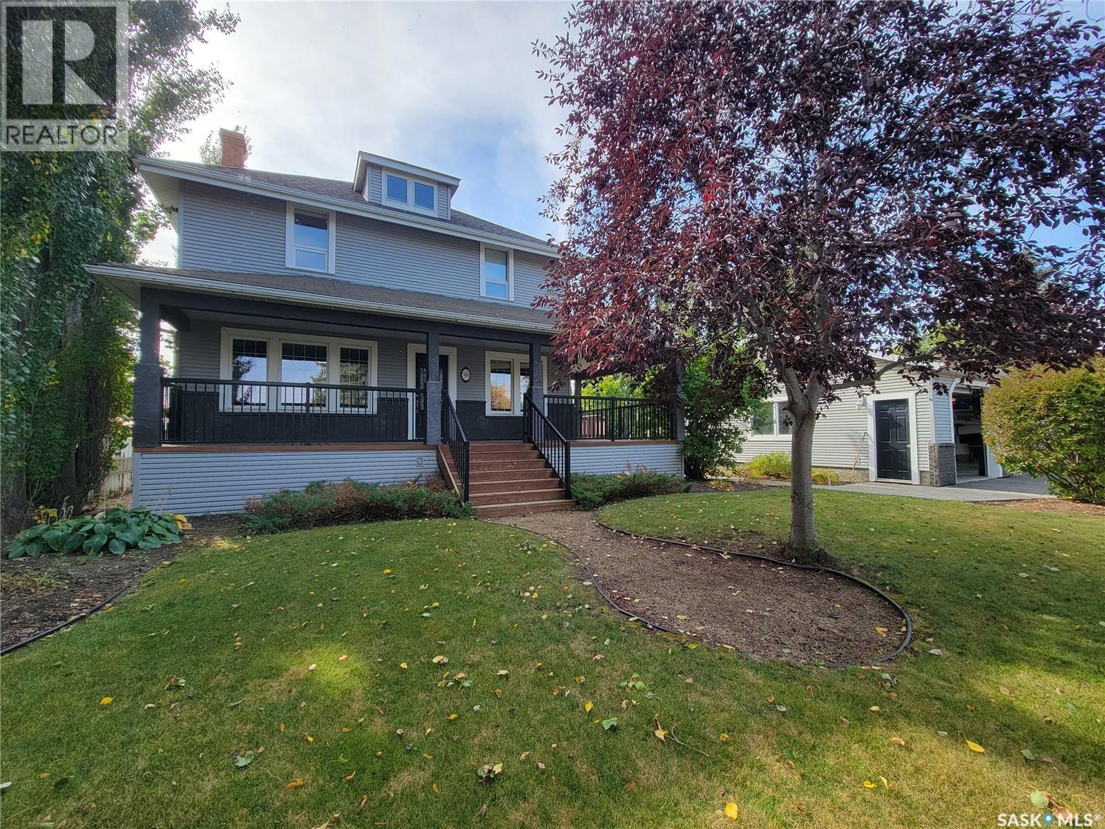 560 4th Avenue E Property Photo 53