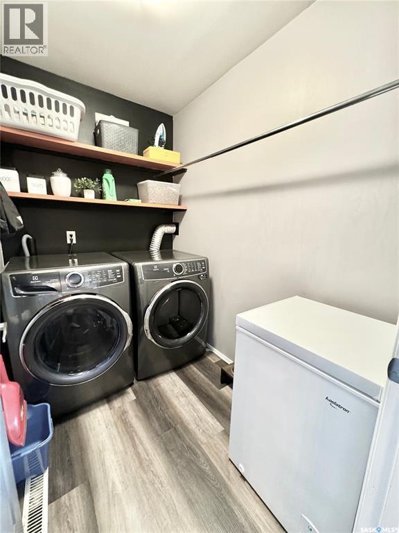 1908 3rd Avenue E Property Photo 10