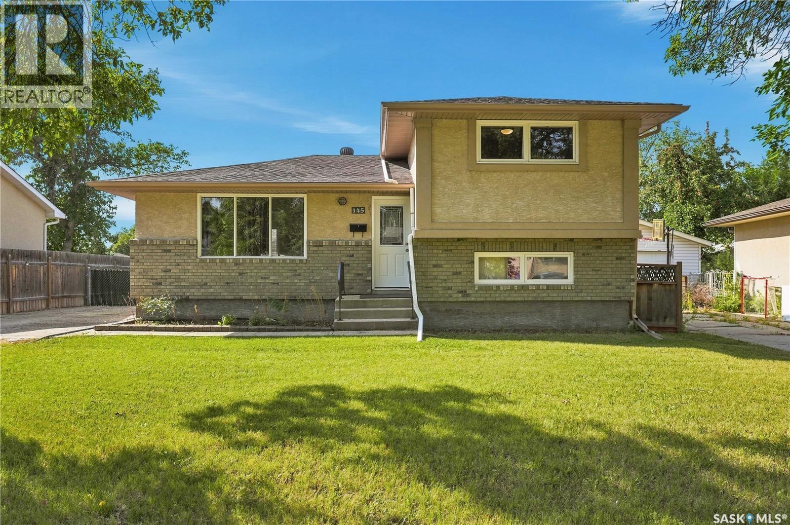 145 Dalgliesh DRIVE Property Photo 1