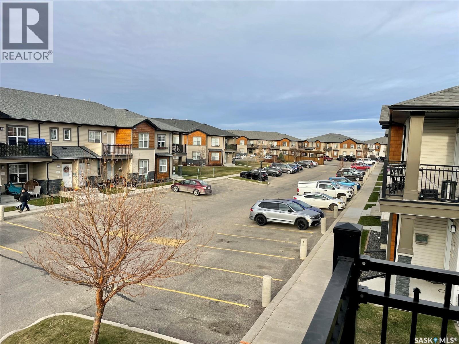 1704 1015 Patrick Crescent Property Photo 22