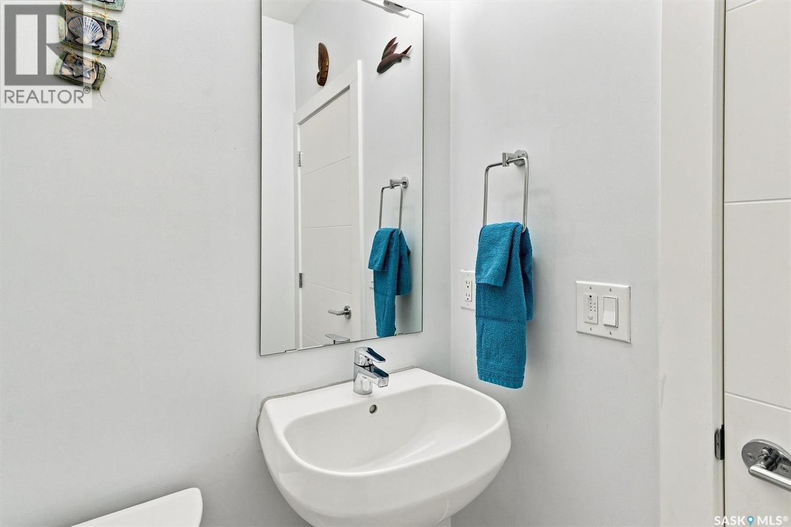 636 Meadows Boulevard Property Photo 15