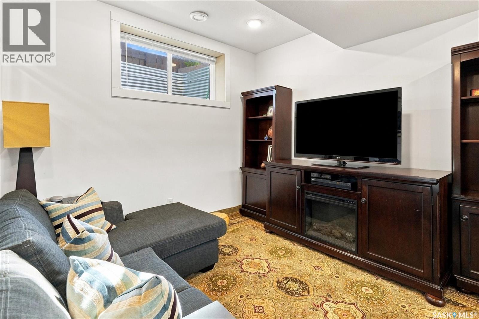 636 Meadows Boulevard Property Photo 31