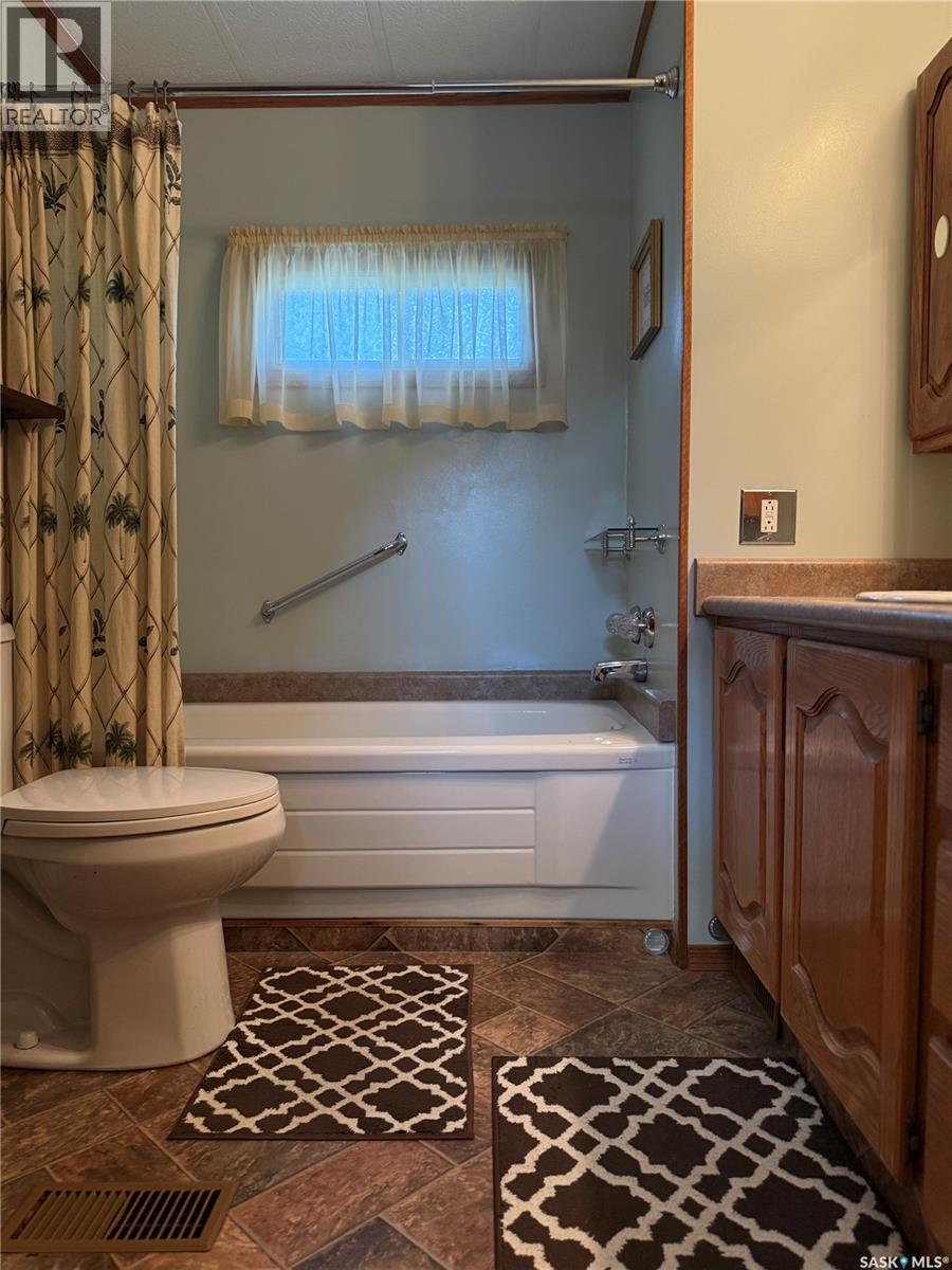 710 5th Avenue W Property Photo 18