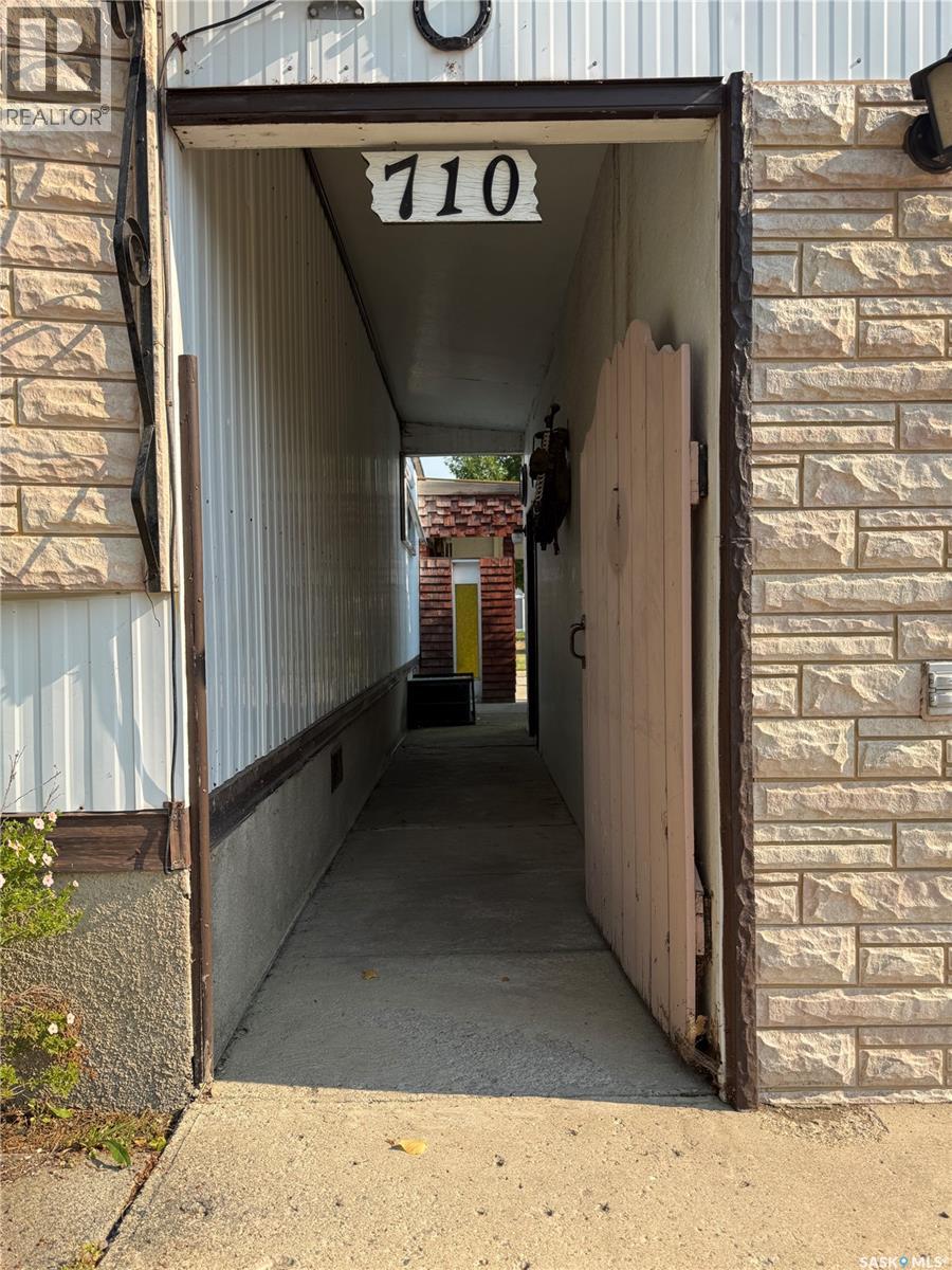 710 5th Avenue W Property Photo 33