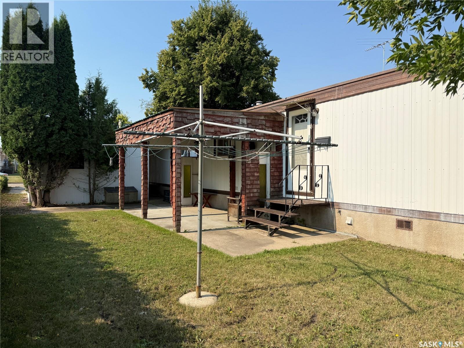 710 5th Avenue W Property Photo 36