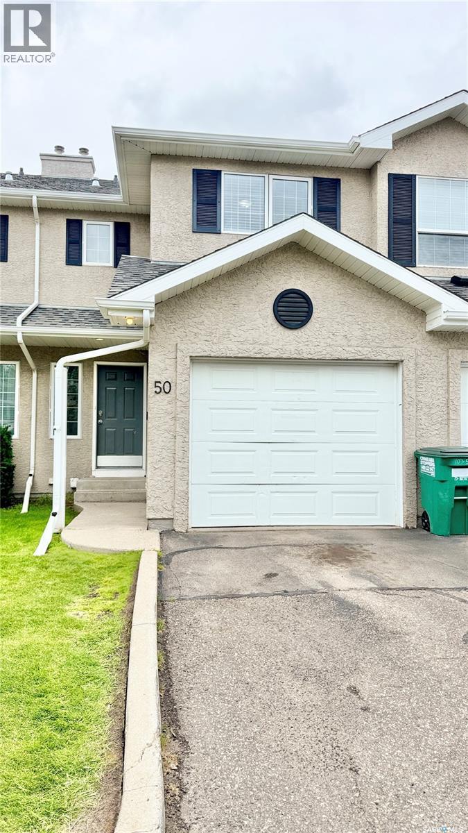 50 103 Banyan CRESCENT