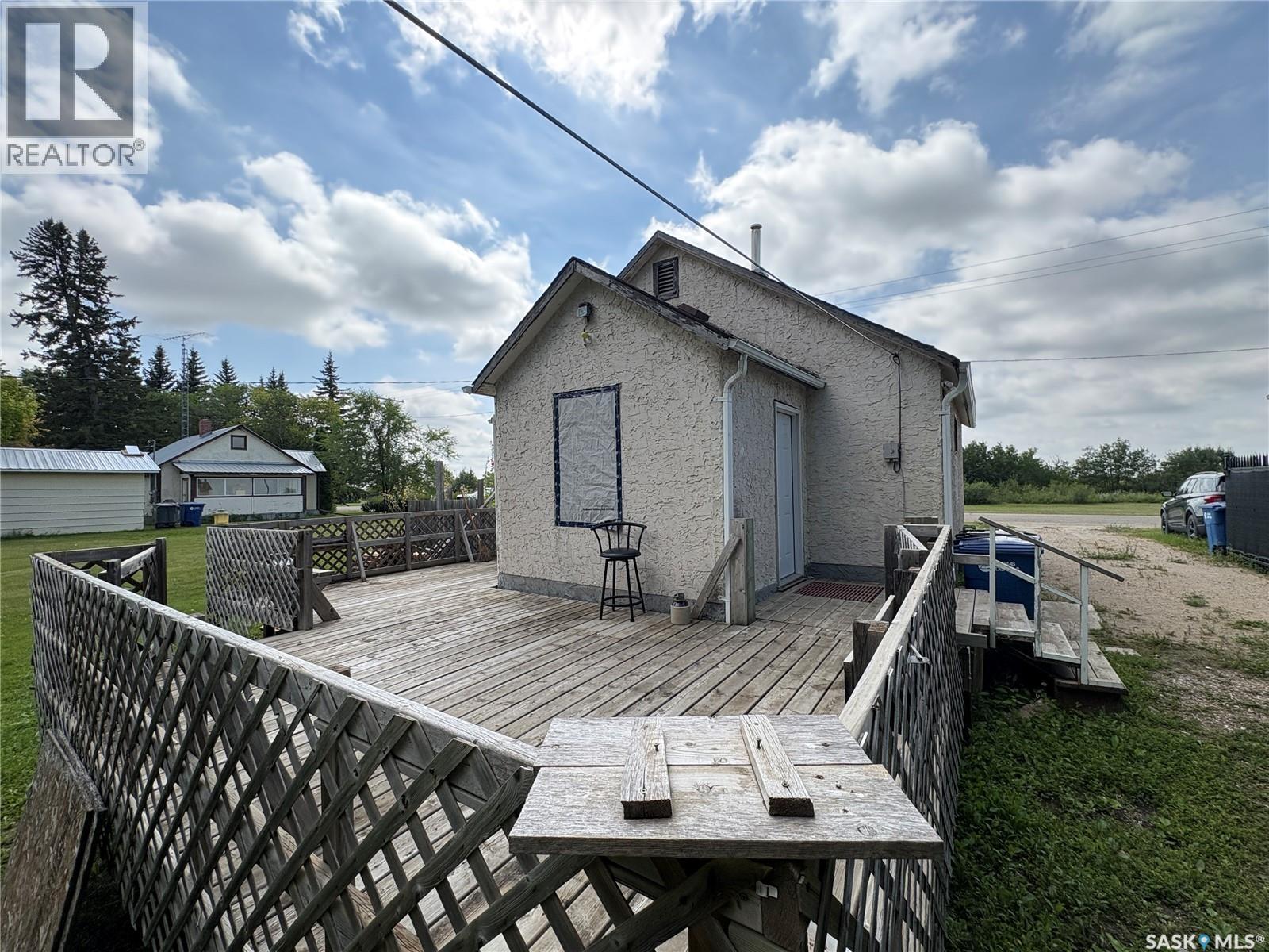 408 1st Avenue Property Photo 3